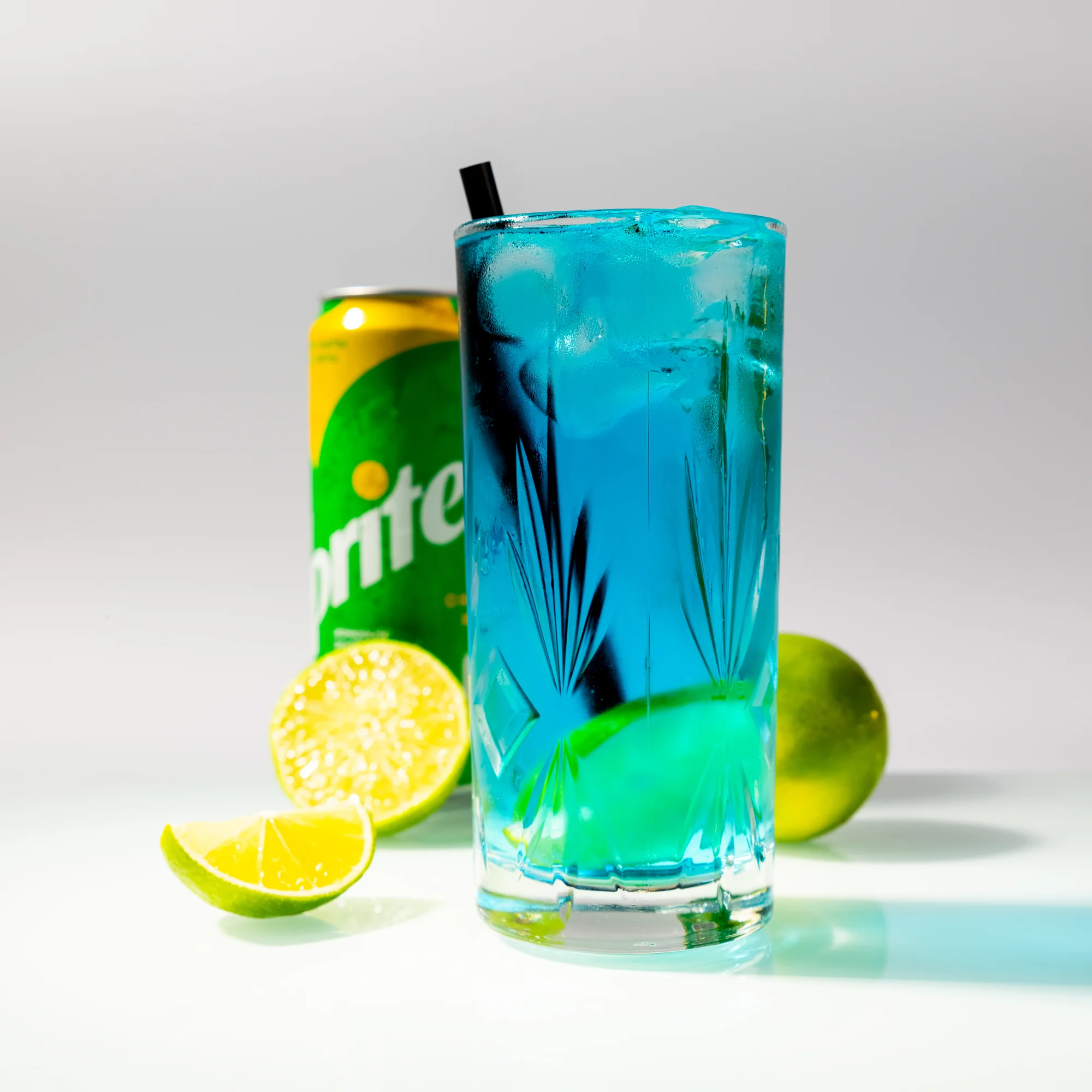 2 nebo 4 drinky v centru Ostravy: cuba libre, skinny bitch i gin & tonic