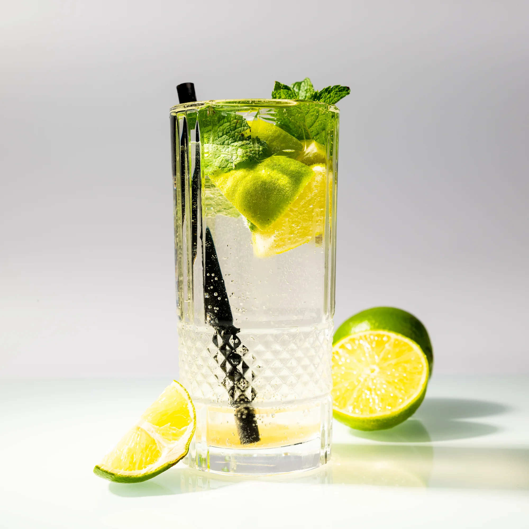 2 nebo 4 drinky v centru Ostravy: cuba libre, skinny bitch i gin & tonic