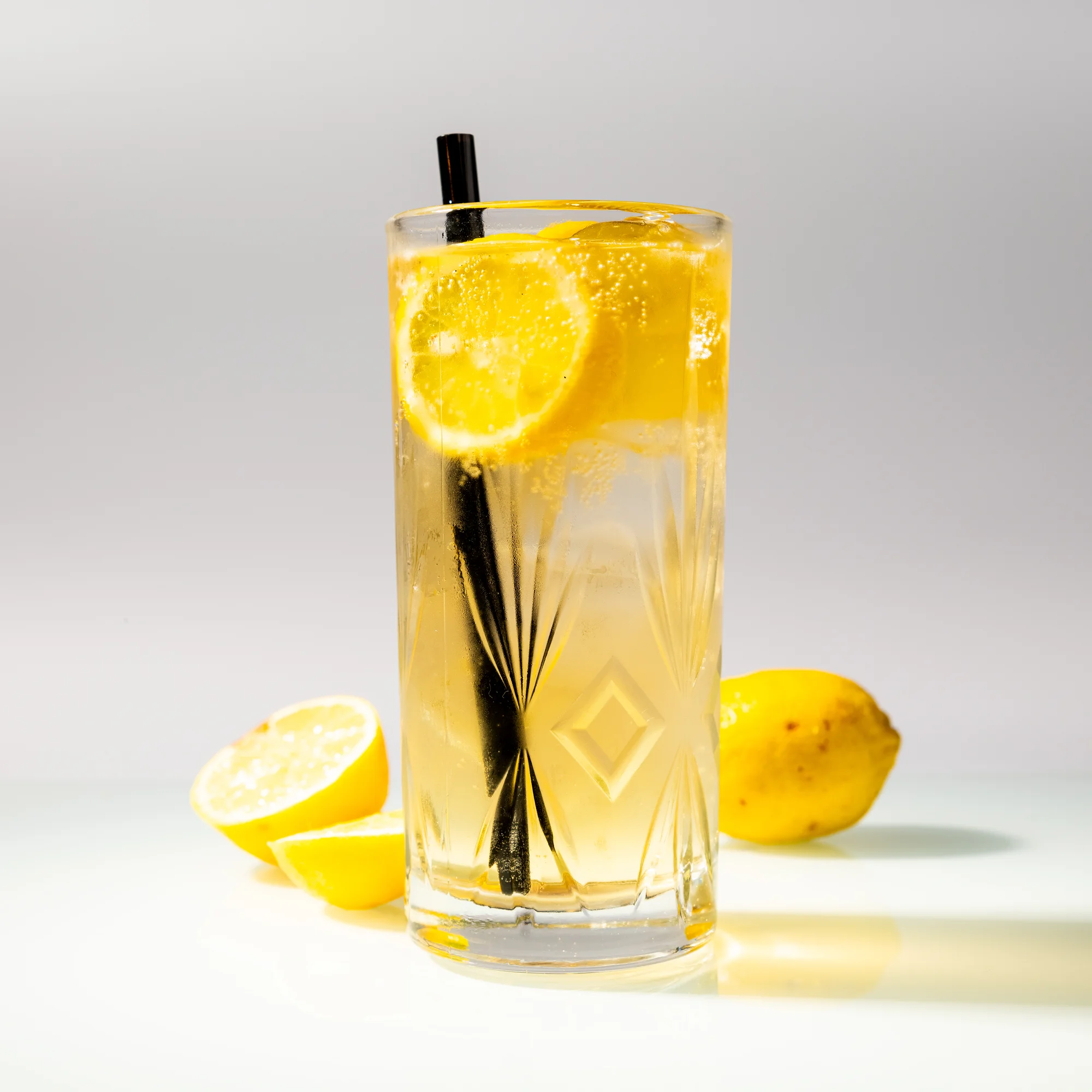 2 nebo 4 drinky v centru Ostravy: cuba libre, skinny bitch i gin & tonic