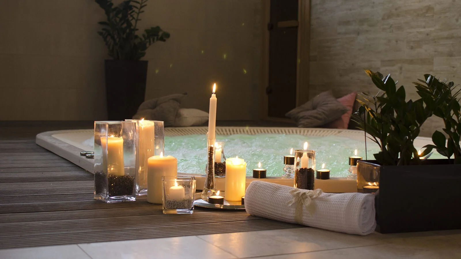 Parádní rodinná dovolená: domky nebo pokoje u jezerní pláže, snídaně i polopenze, wellness