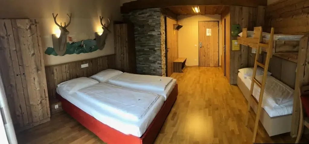 Annaberg: aktivní rodinná dovolená s turistikou, sauna, polopenze i karta hosta