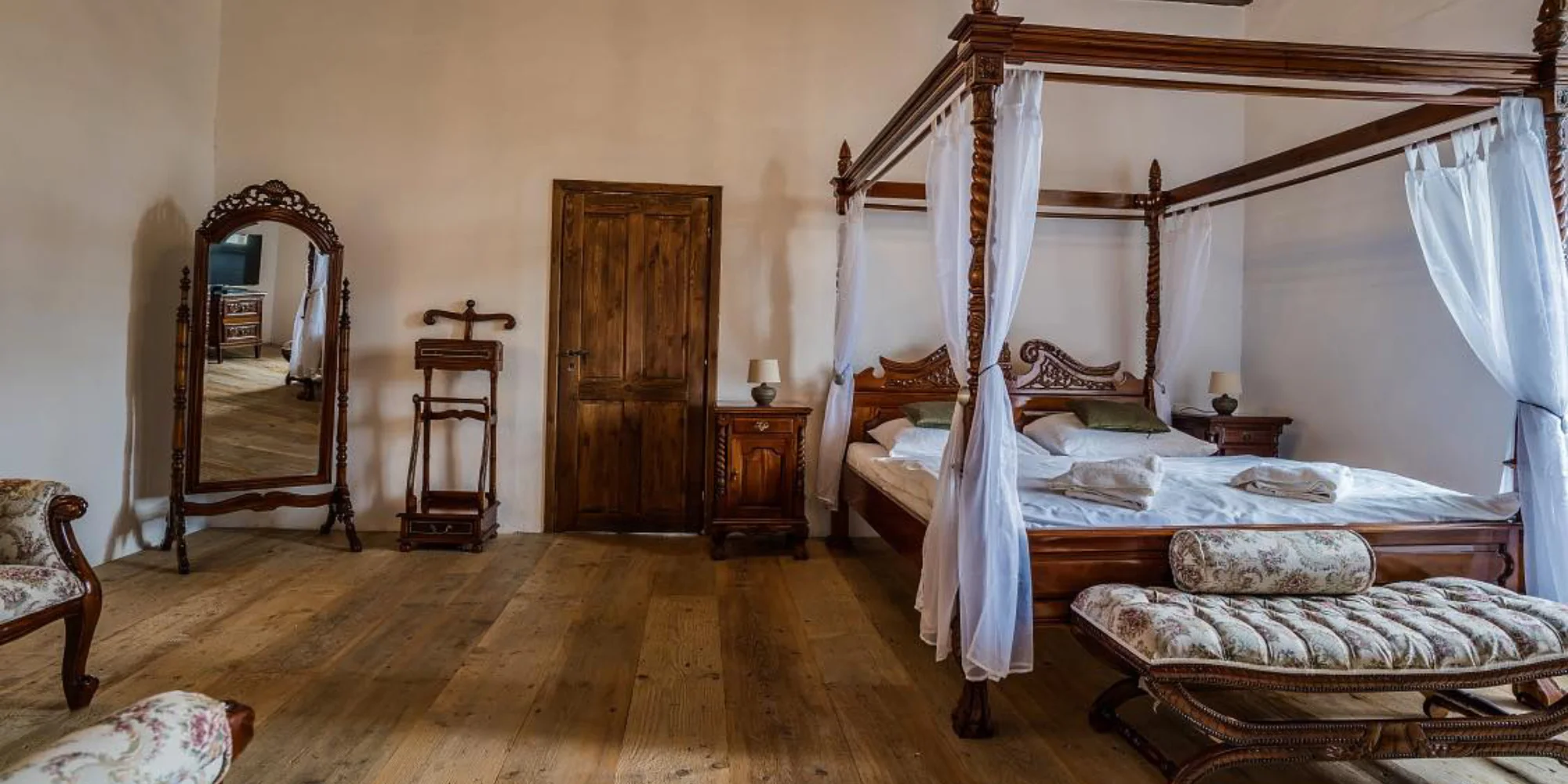 Zámek Kolštejn – hotel Chateau Goldenstein Zámek Kolštejn – hotel Chateau Goldenstein
