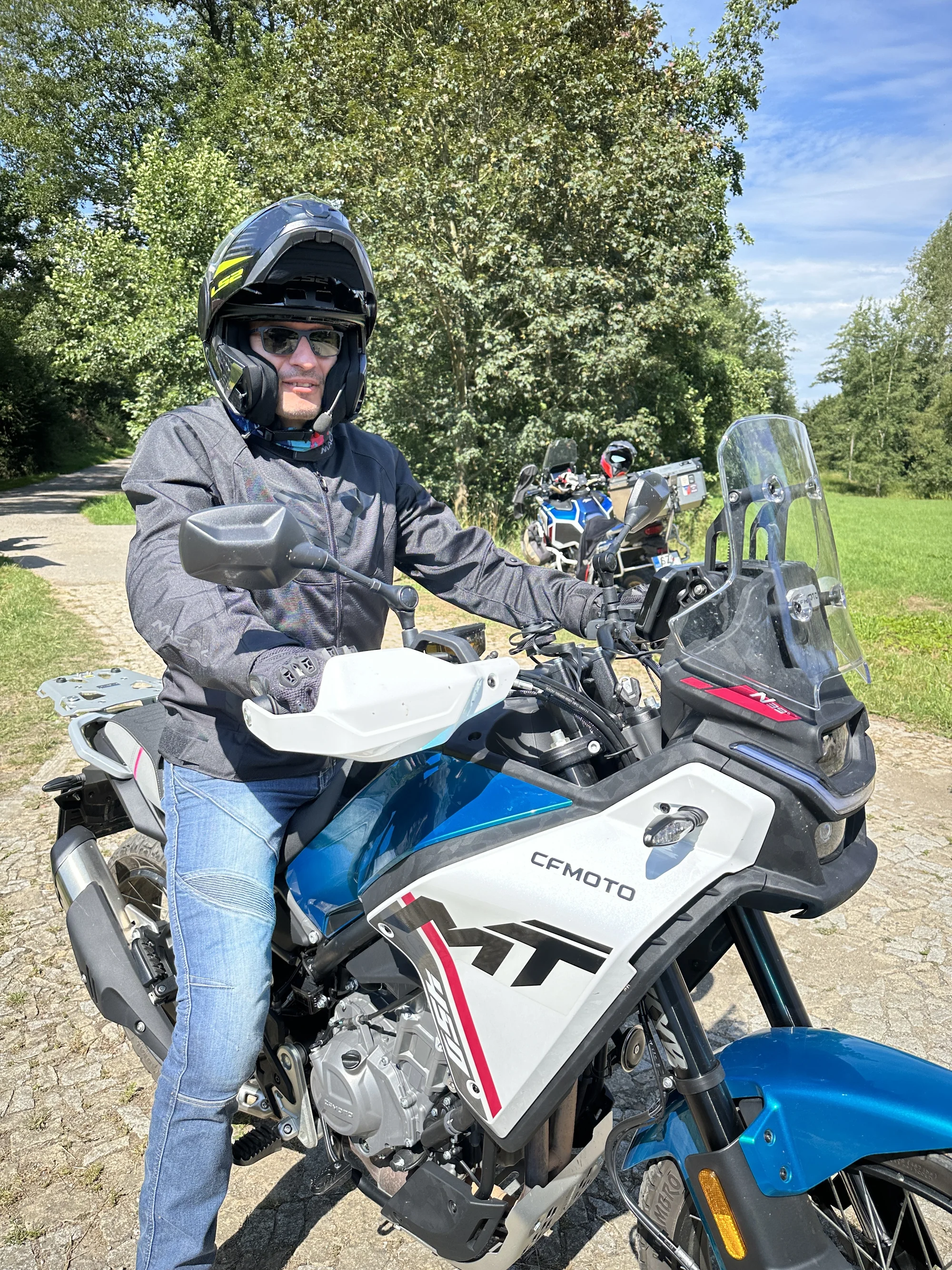 Tipy na výlety pro motorkáře: projekt Motokeška a trasy obsahující zajímavé výhry