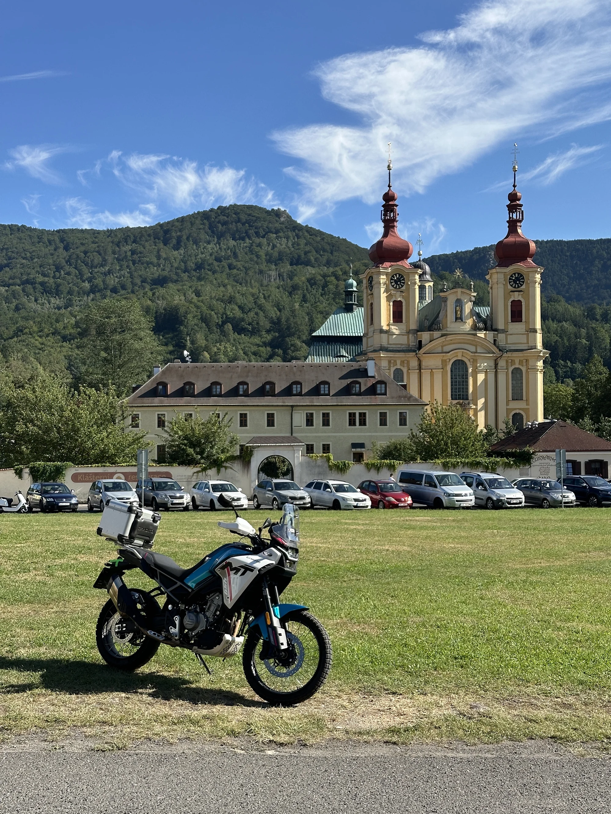 Tipy na výlety pro motorkáře: projekt Motokeška a trasy obsahující zajímavé výhry