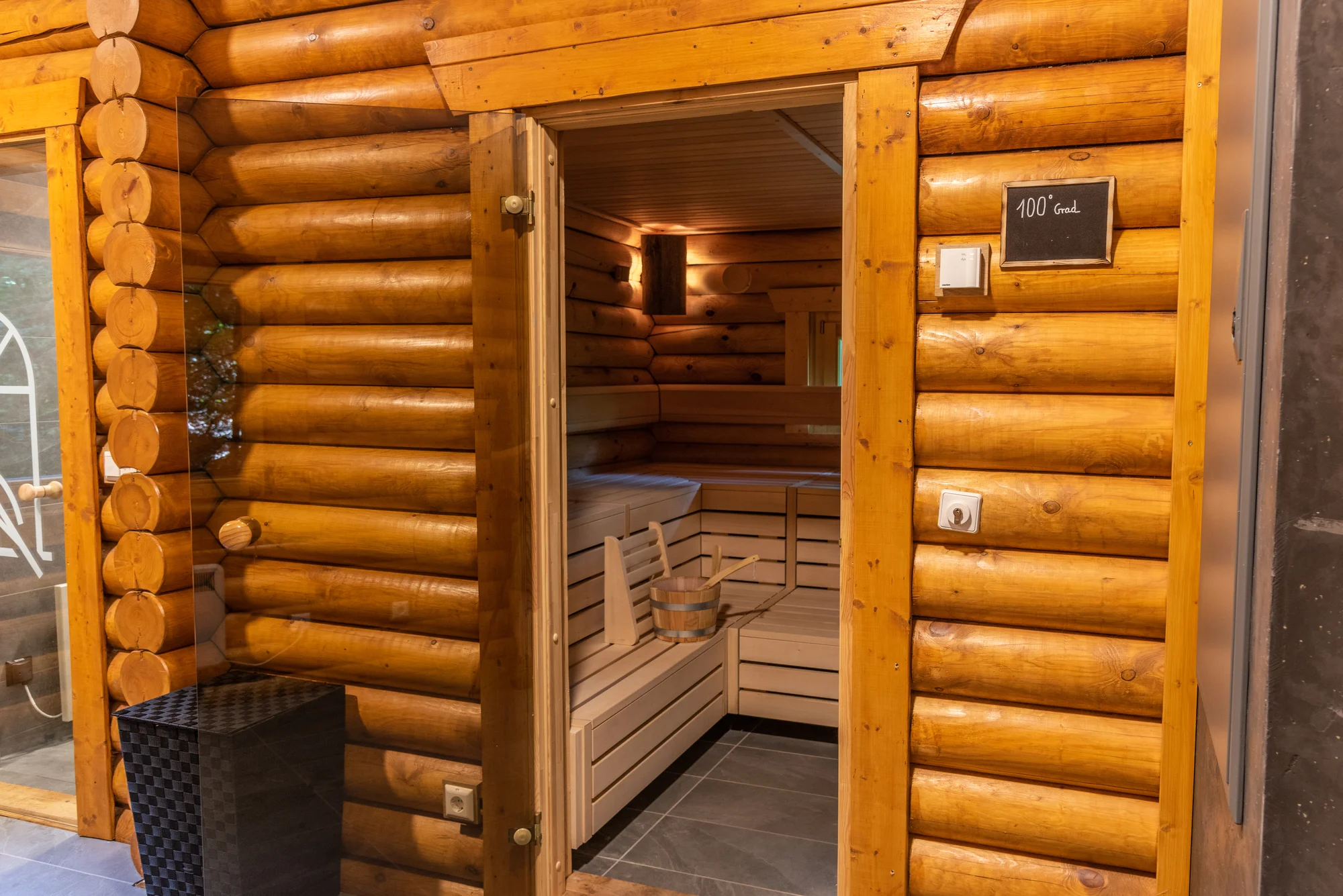 Bavorský les: polopenze, wellness se saunovou vesničkou a karta hosta – atrakce zdarma či se slevou