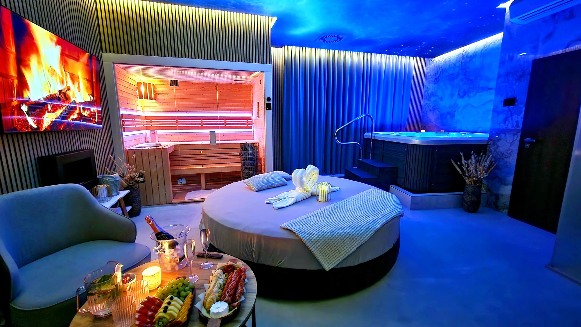 Nové privátní wellness v Hloubětíně: velký whirlpool, finská sauna, dvě relaxační zóny na výběr a drink