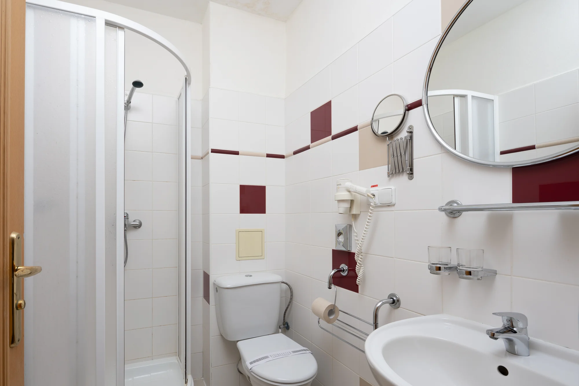 4* pobyt v centru Karlových Varů: ubytování se snídaní, wellness i projížďkou v kočáře