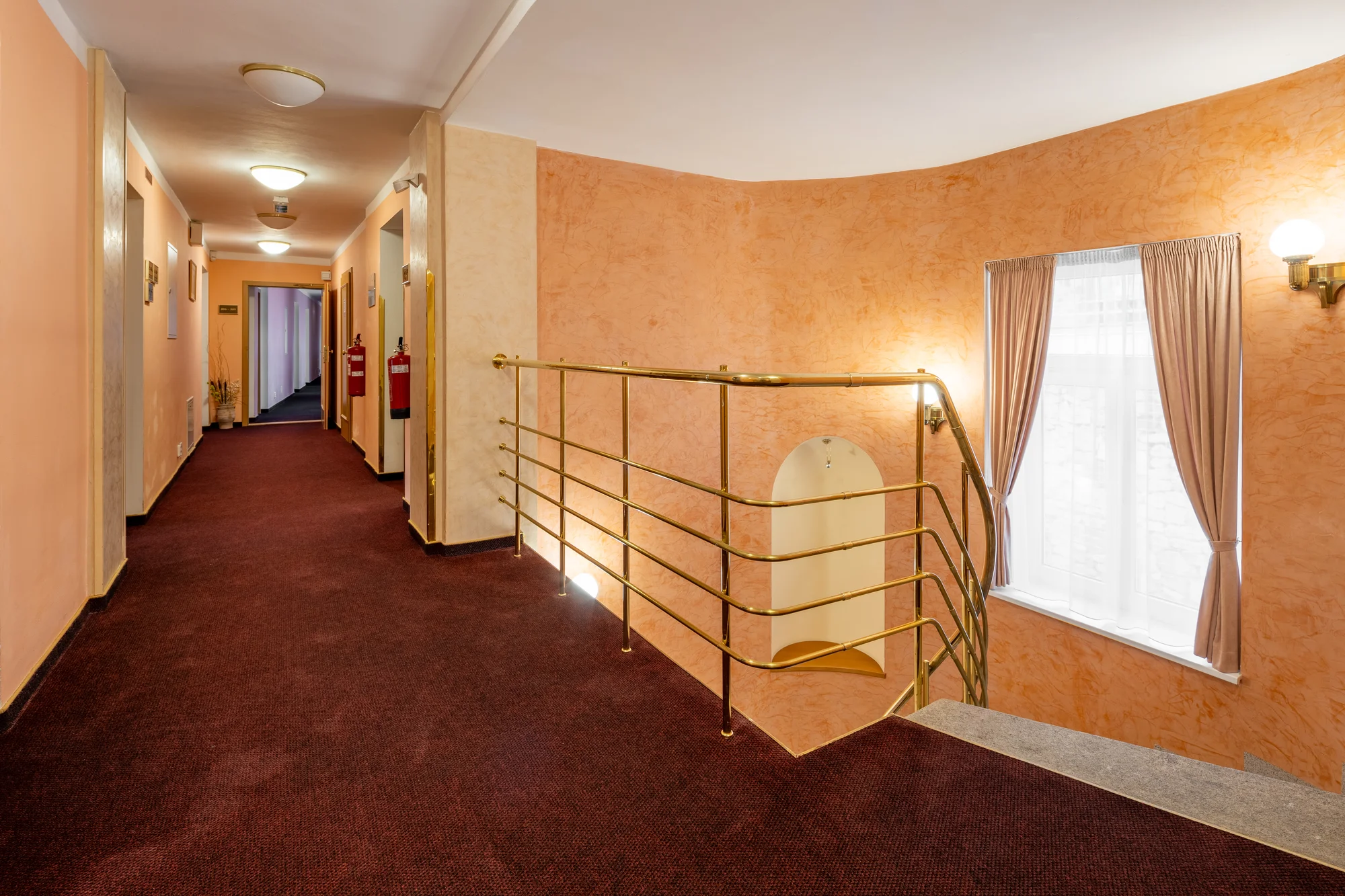 4* pobyt v centru Karlových Varů: ubytování se snídaní, wellness i projížďkou v kočáře