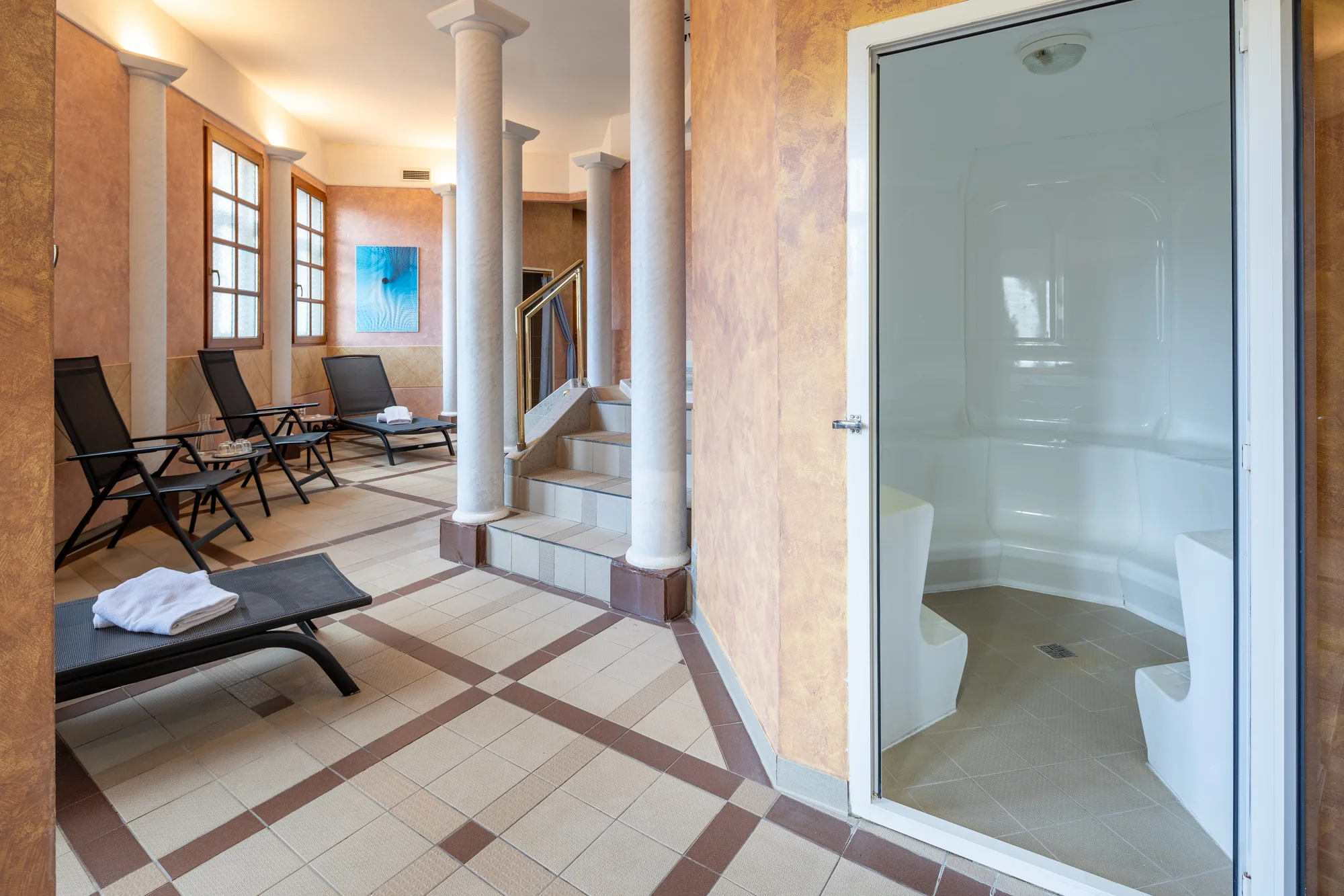 4* pobyt v centru Karlových Varů: ubytování se snídaní, wellness i projížďkou v kočáře