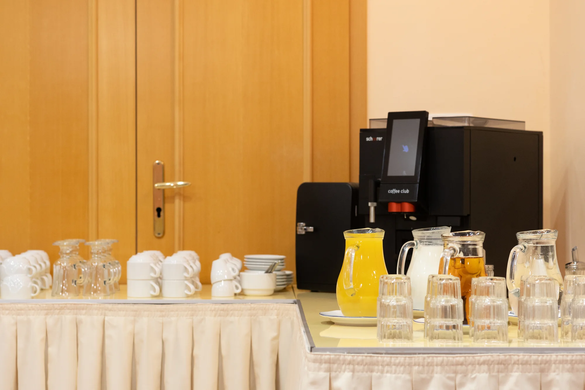 4* pobyt v centru Karlových Varů: ubytování se snídaní, wellness i projížďkou v kočáře