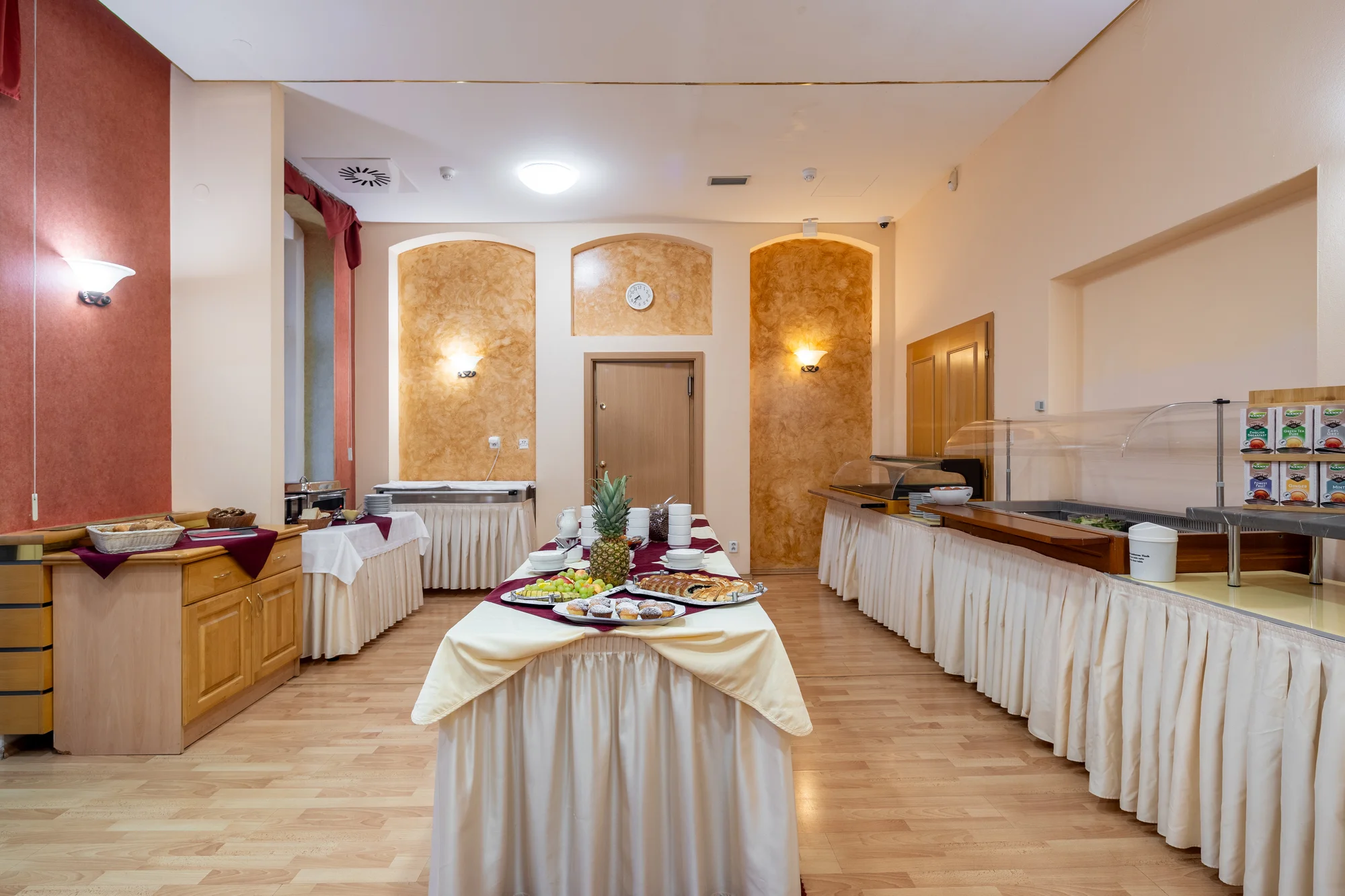 4* pobyt v centru Karlových Varů: ubytování se snídaní, wellness i projížďkou v kočáře