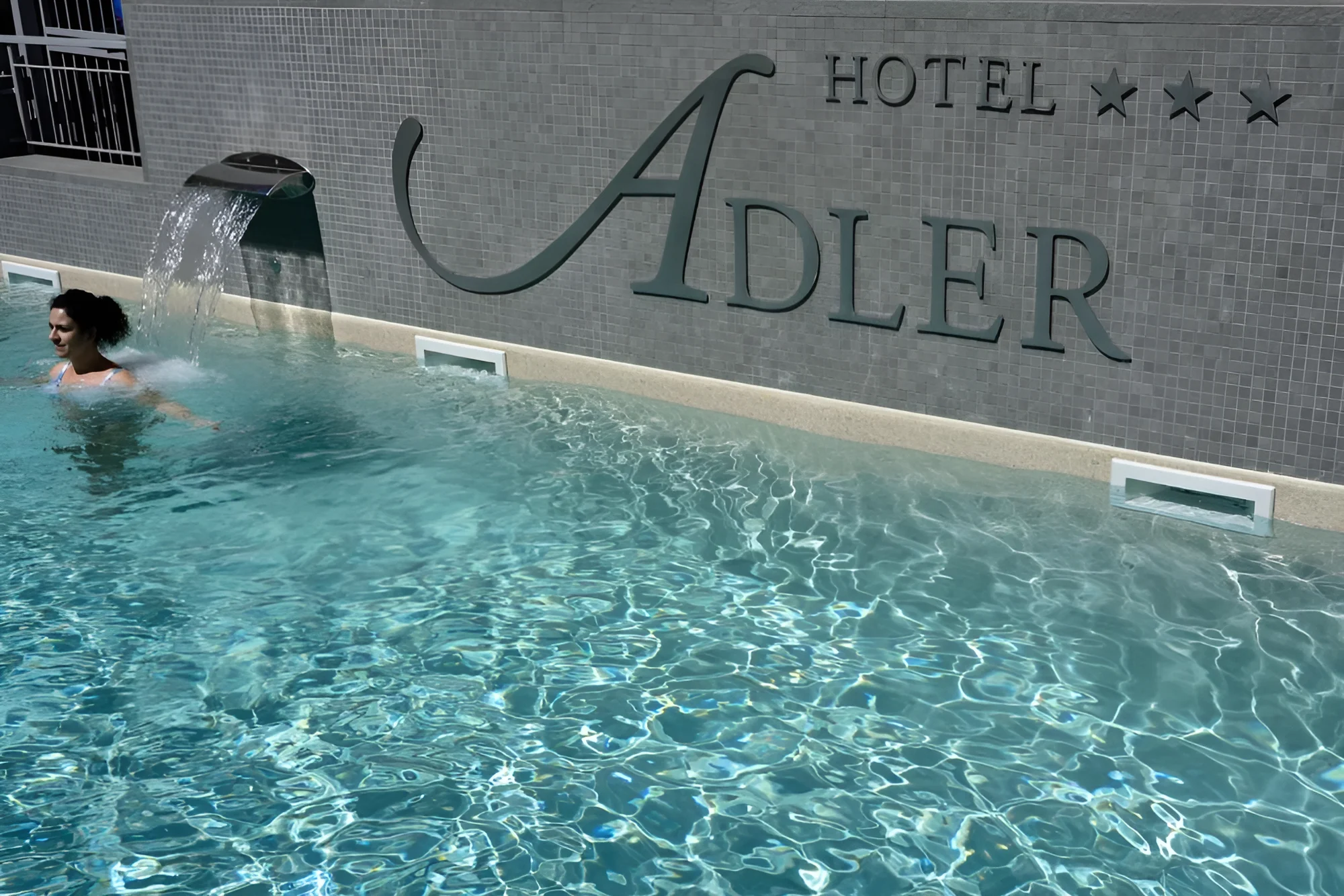 Pohoda v Itálii: 3* hotel nedaleko pláže v letovisku Alassio, snídaně nebo polopenze, bazén