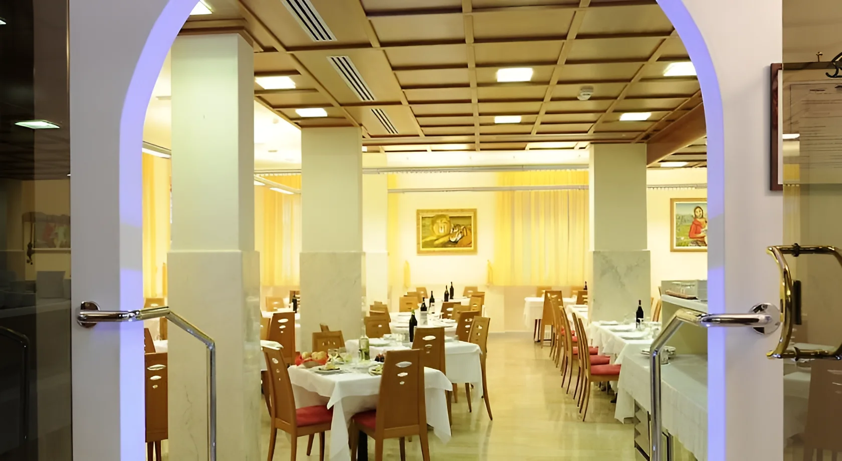 Pohoda v Itálii: 3* hotel nedaleko pláže v letovisku Alassio, snídaně nebo polopenze, bazén