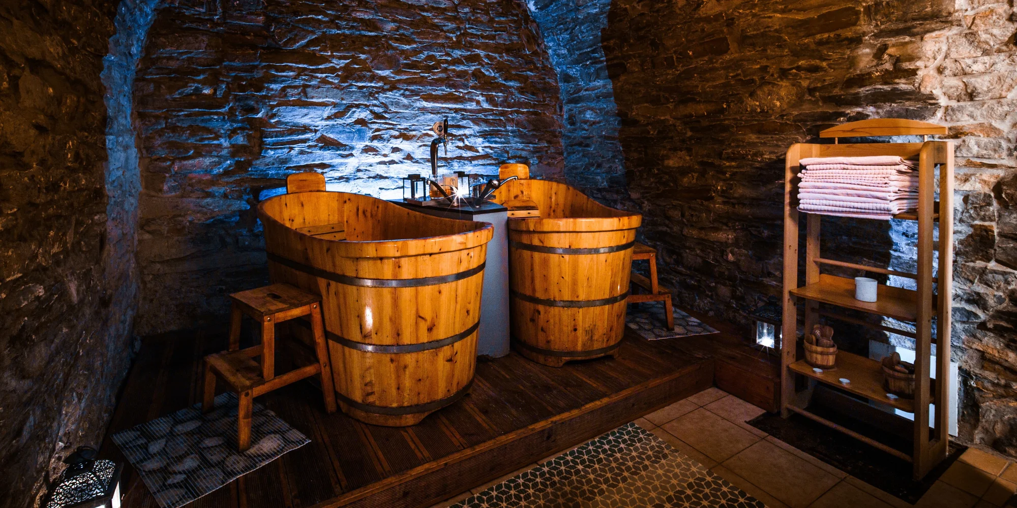 Privátní pivní wellness: koupel, neomezená konzumace piva i infrasauna