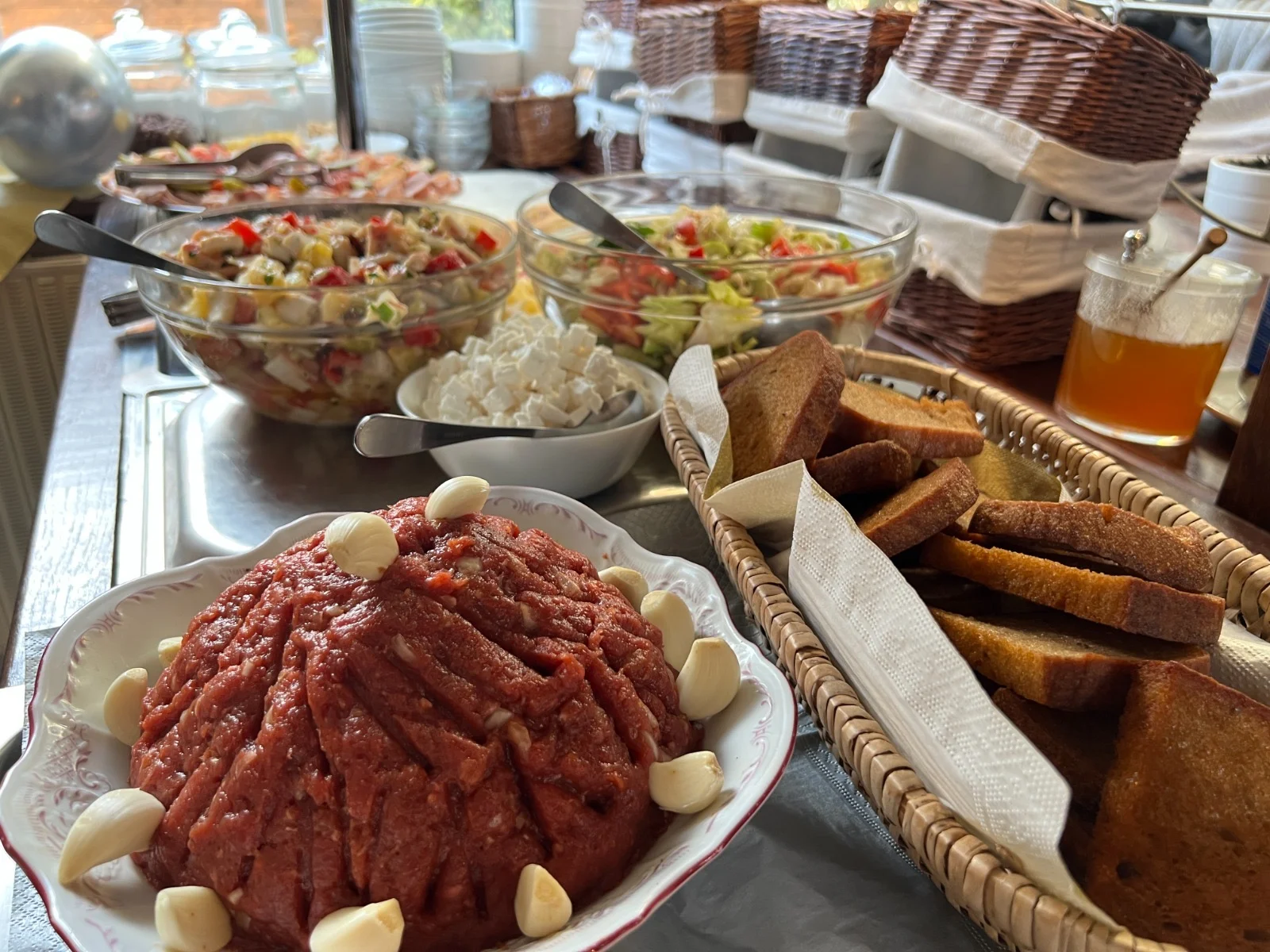 Voucher na 500 či 1 000 Kč na jídlo i nápoje v balkánské restauraci Balkaňeros