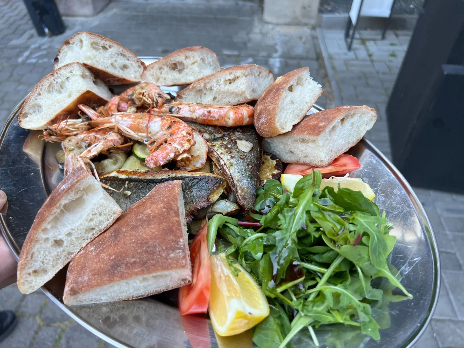 Voucher na 500 či 1 000 Kč na jídlo i nápoje v balkánské restauraci Balkaňeros
