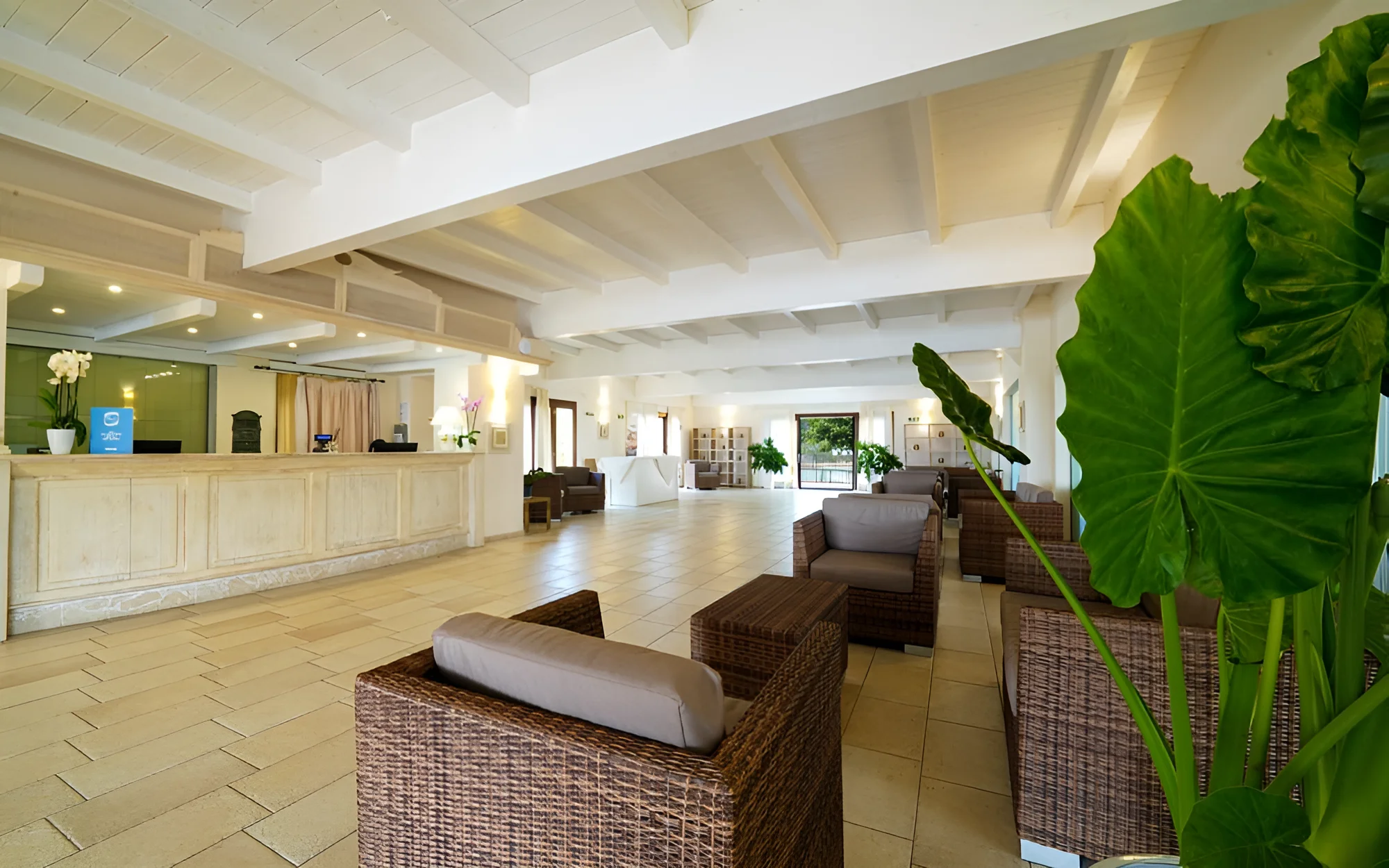 Rodinná dovolená na Sardinii: resort nedaleko písečné pláže, all inclusive light, animace