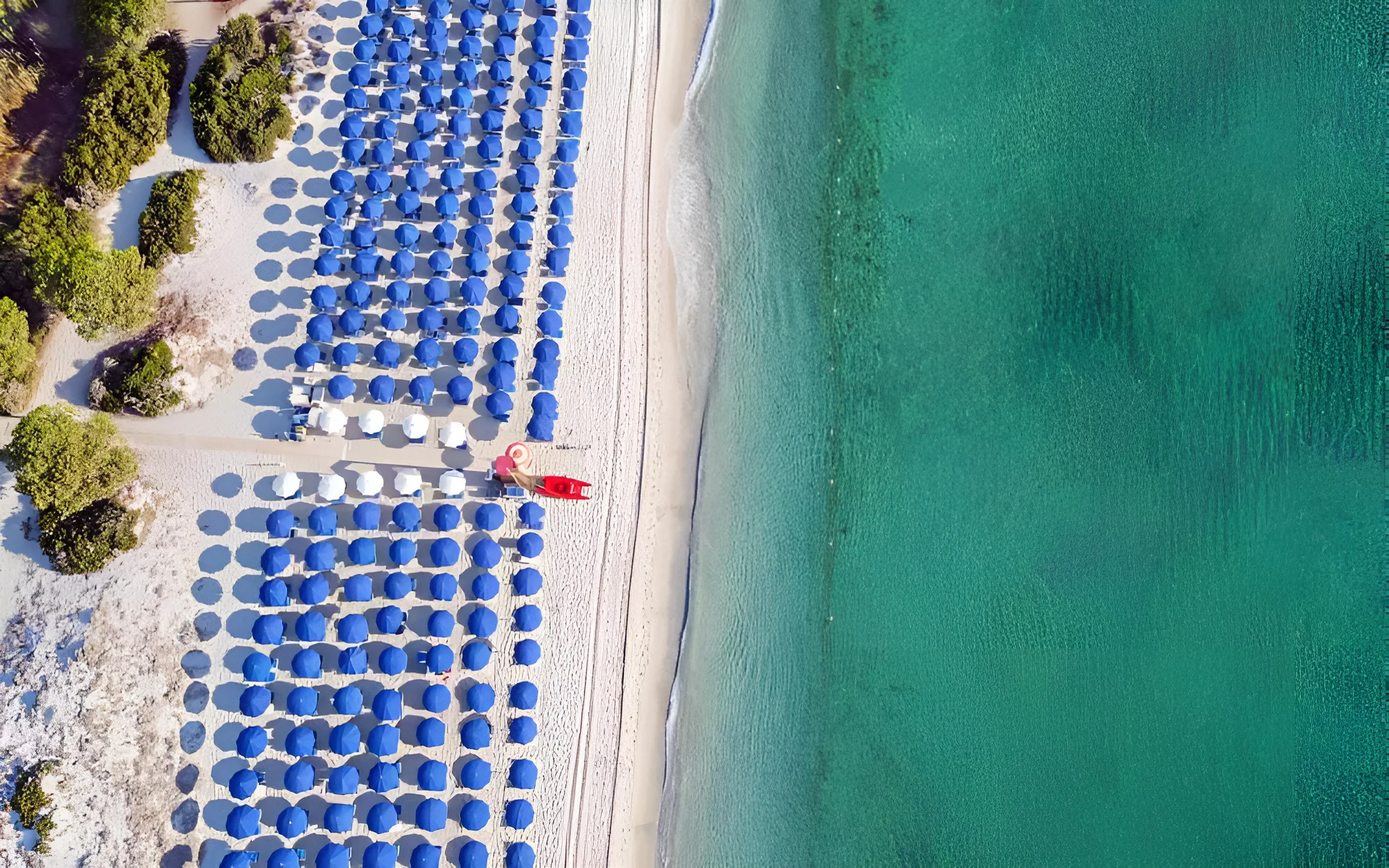 Rodinná dovolená na Sardinii: resort nedaleko písečné pláže, all inclusive light, animace