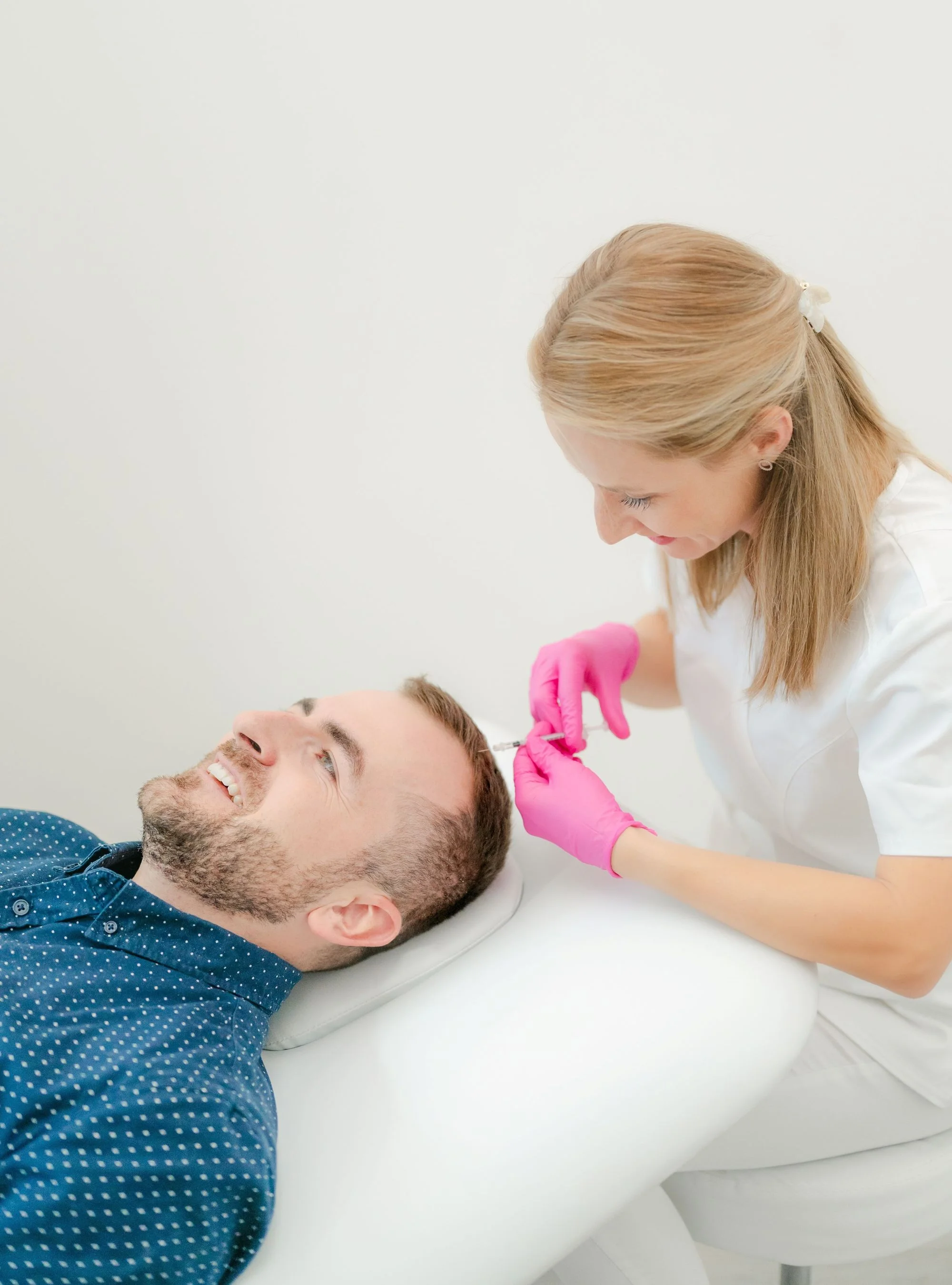 Pro mladistvou pleť a krásné vlasy: botulotoxin či mezoterapie