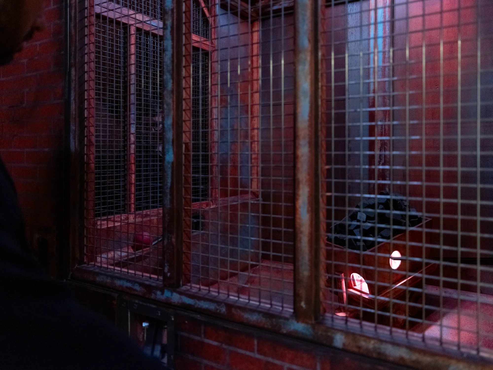 Vstup na týmovou hru Prison Island pro jednotlivce i rodinu: 22 místností