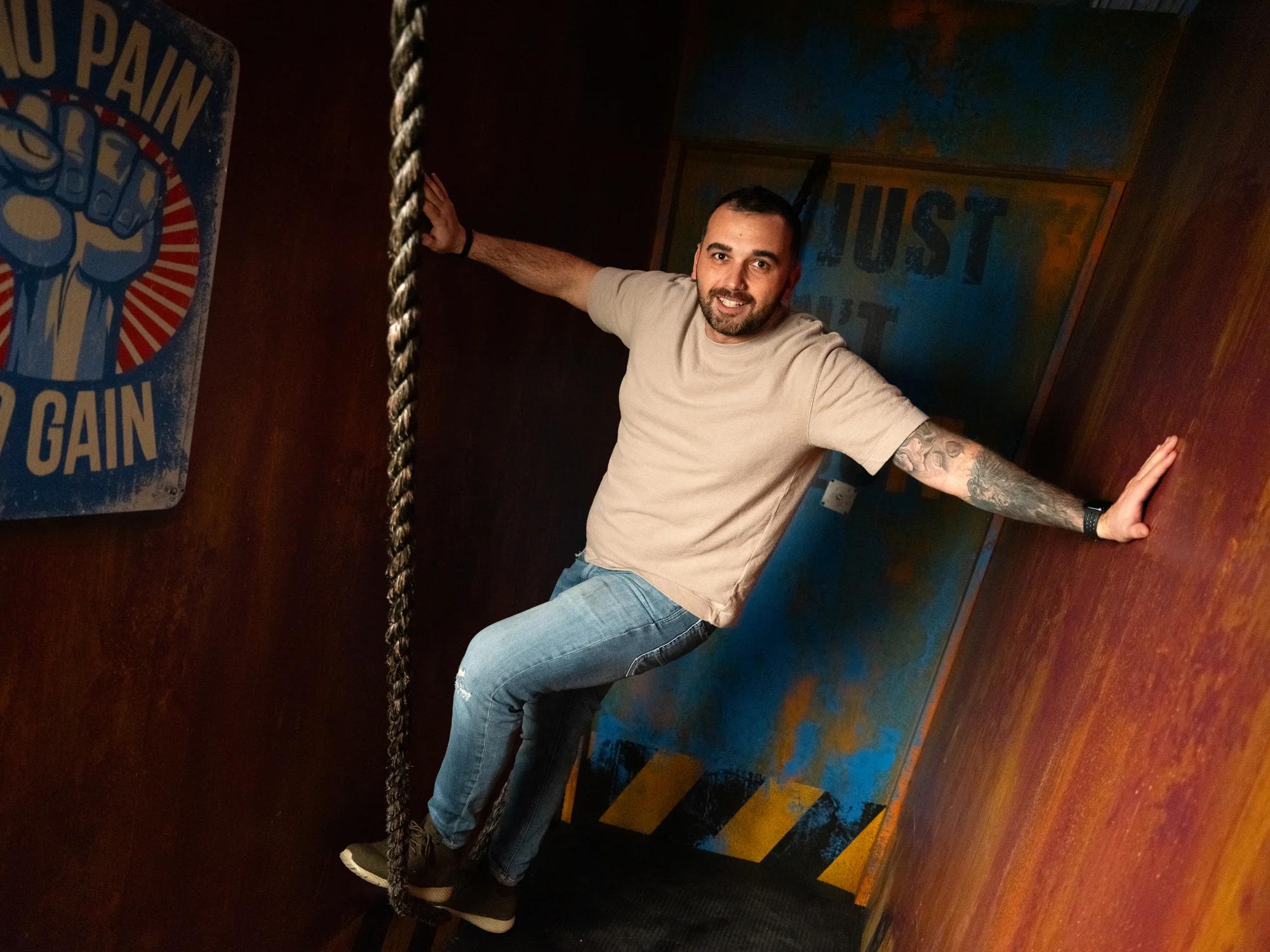 Vstup na týmovou hru Prison Island pro jednotlivce i rodinu: 22 místností