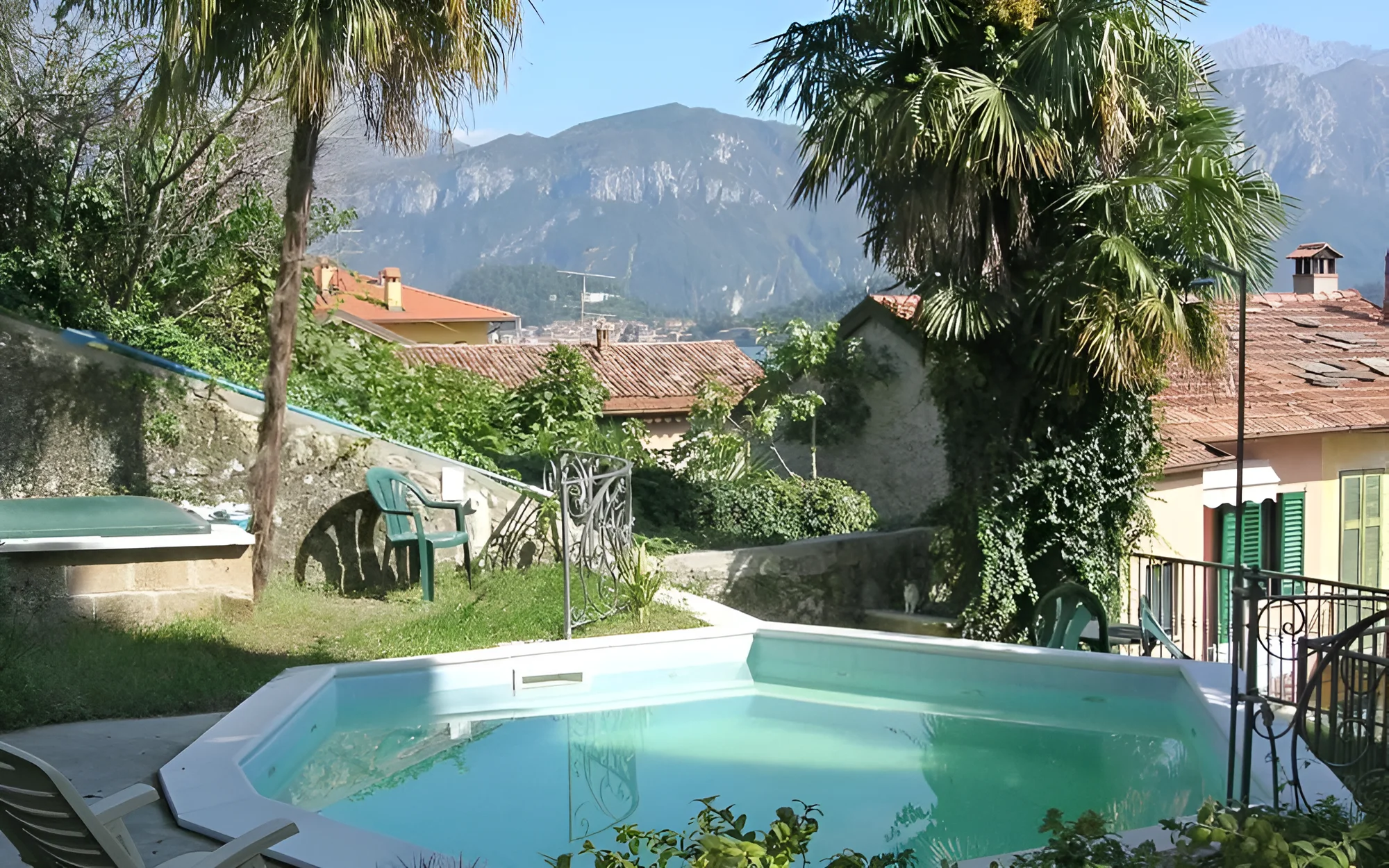 Lago di Como: hotel přímo na břehu jezera, polopenze i venkovní bazén