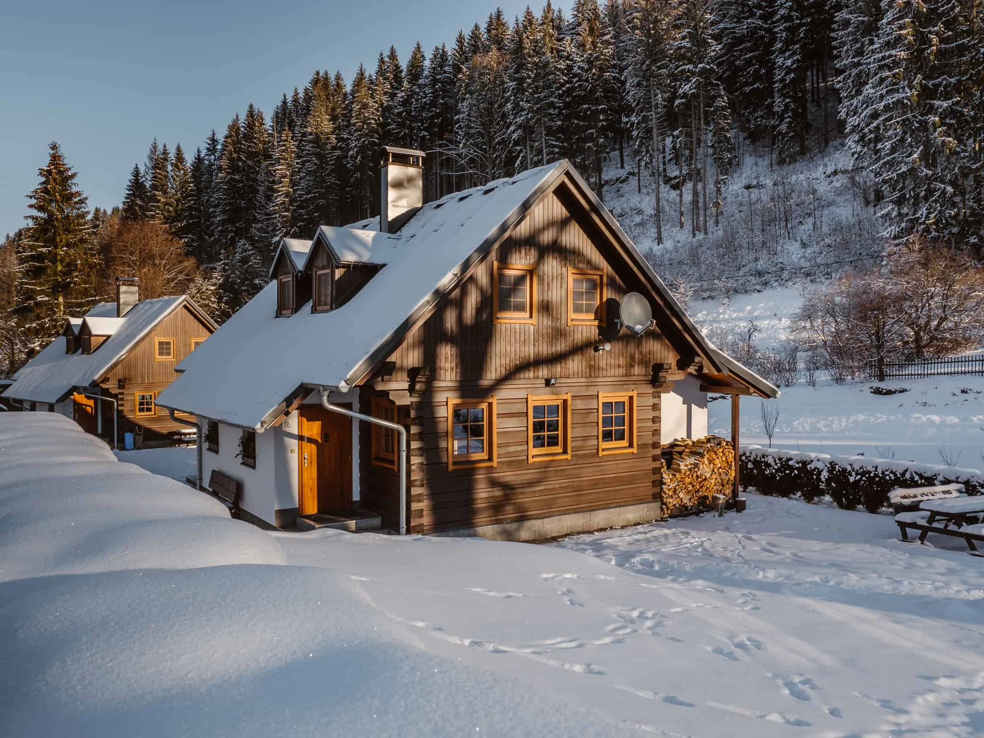 Pobyt v Jeseníkách: apartmány v roubence s koupacím wellness sudem