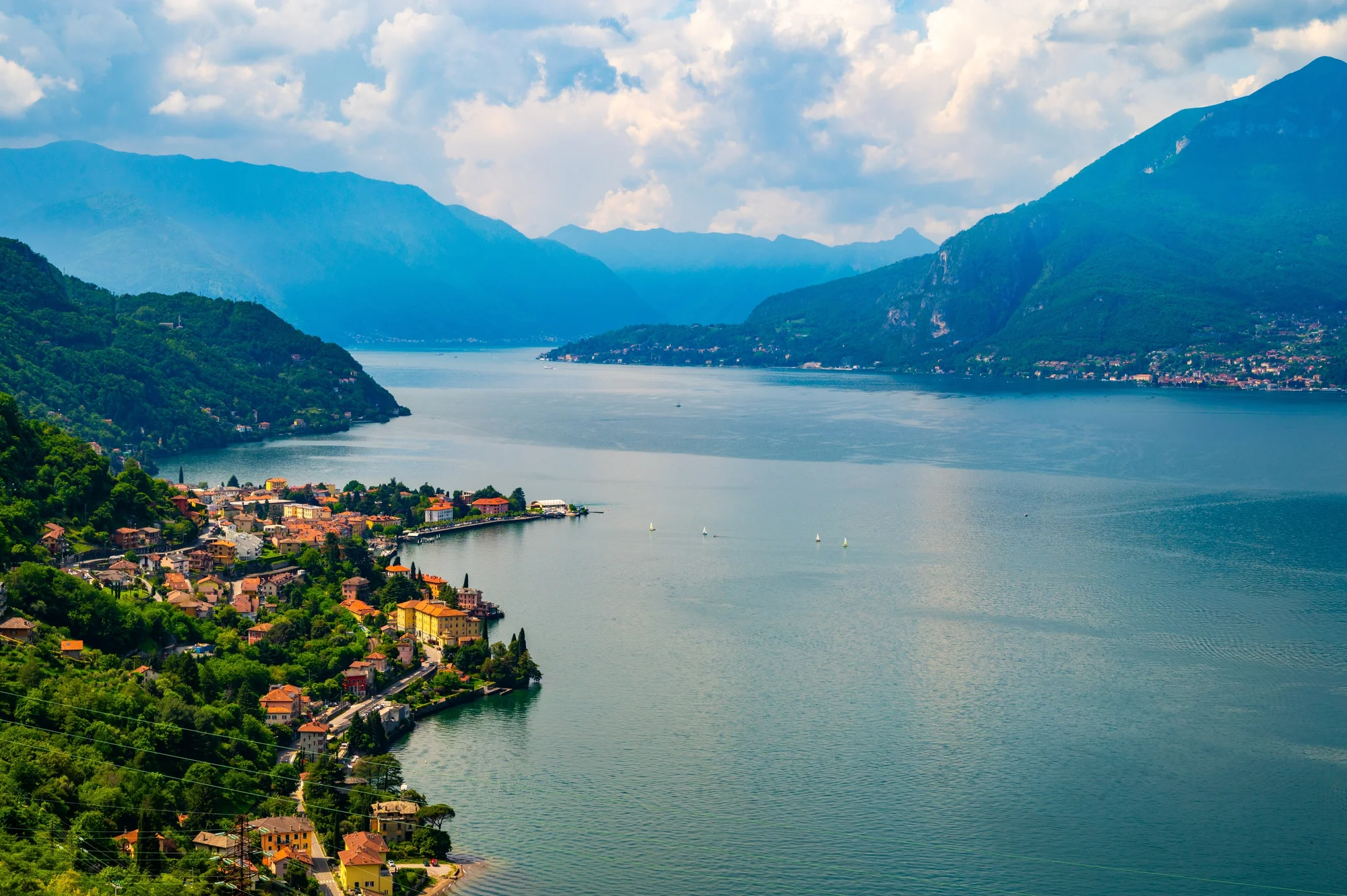 Lago di Como: hotel přímo na břehu jezera, polopenze i venkovní bazén