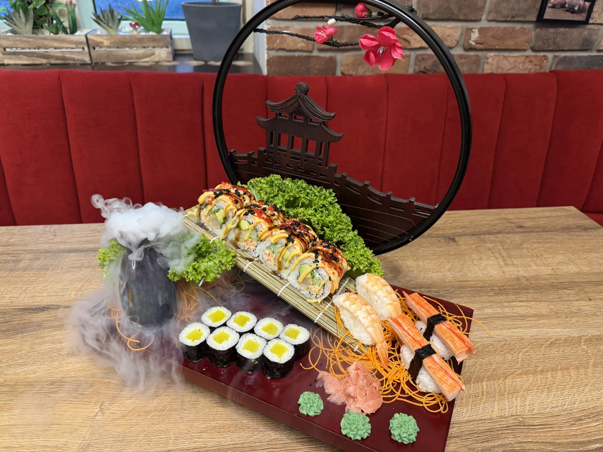 Sushi sety s tuňákem, avokádem i kaviárem či úhořem a krabem: 16–73 ks