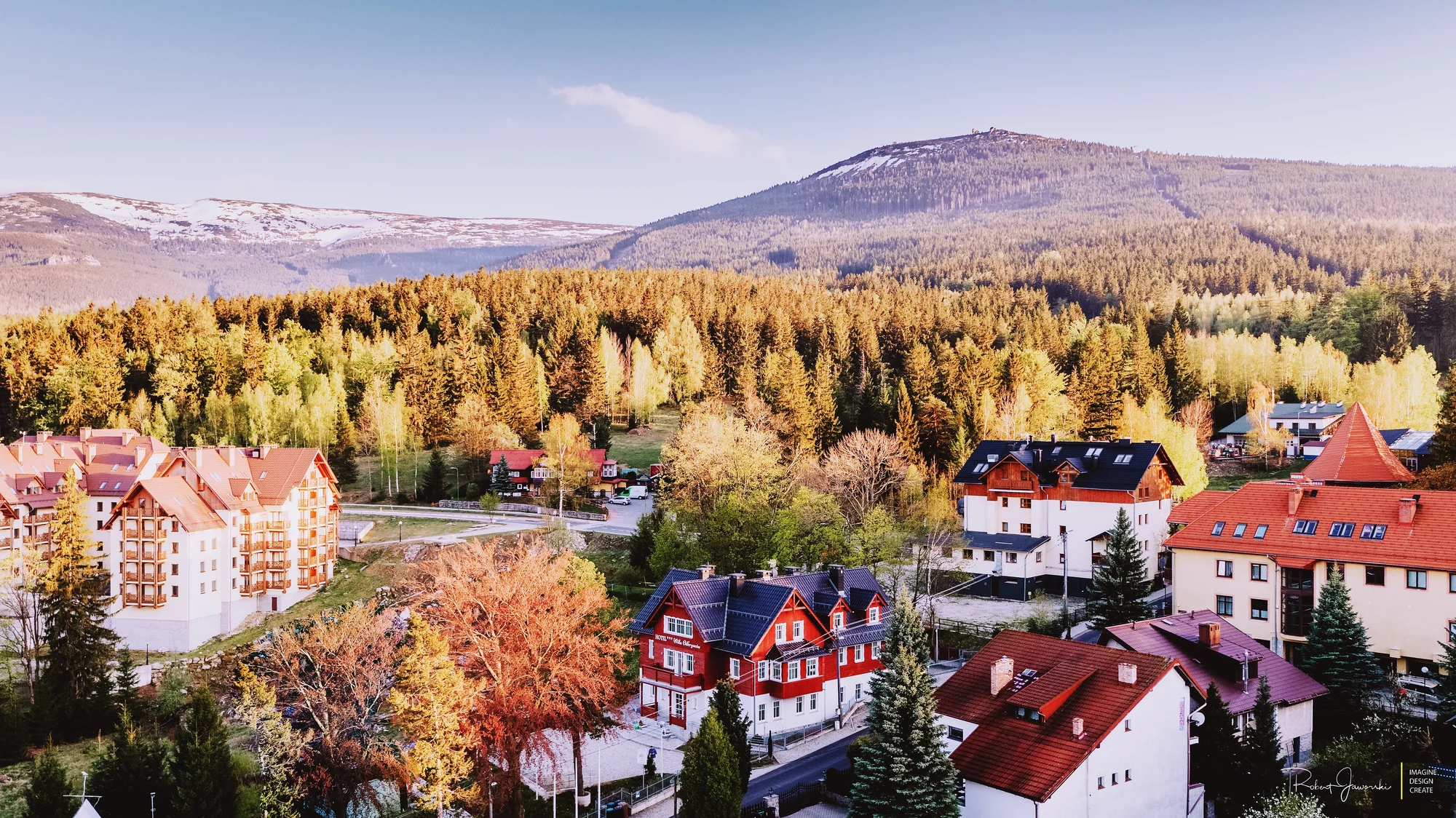 Polské Krkonoše: dovolená v hotelu se snídaní nebo polopenzi, 1h privátní sauna