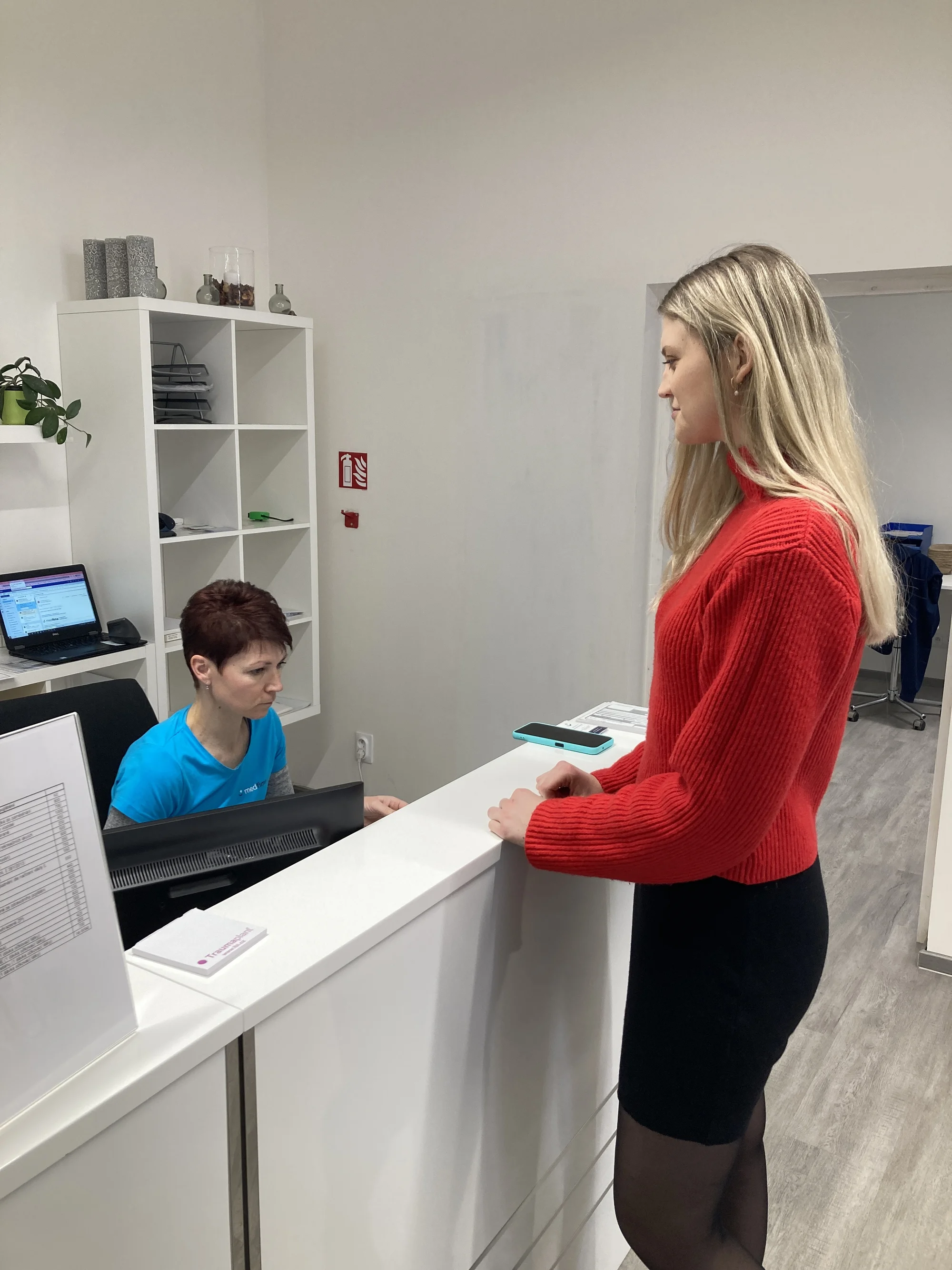 Vitaminové infuze: 1000 mg vitamínu C, B komplex nebo formule proti bolesti