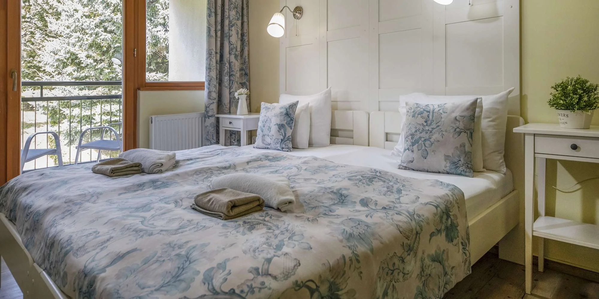 Dovolená kousek od maďarského Egeru: styl Provence, polopenze a neomezený wellness