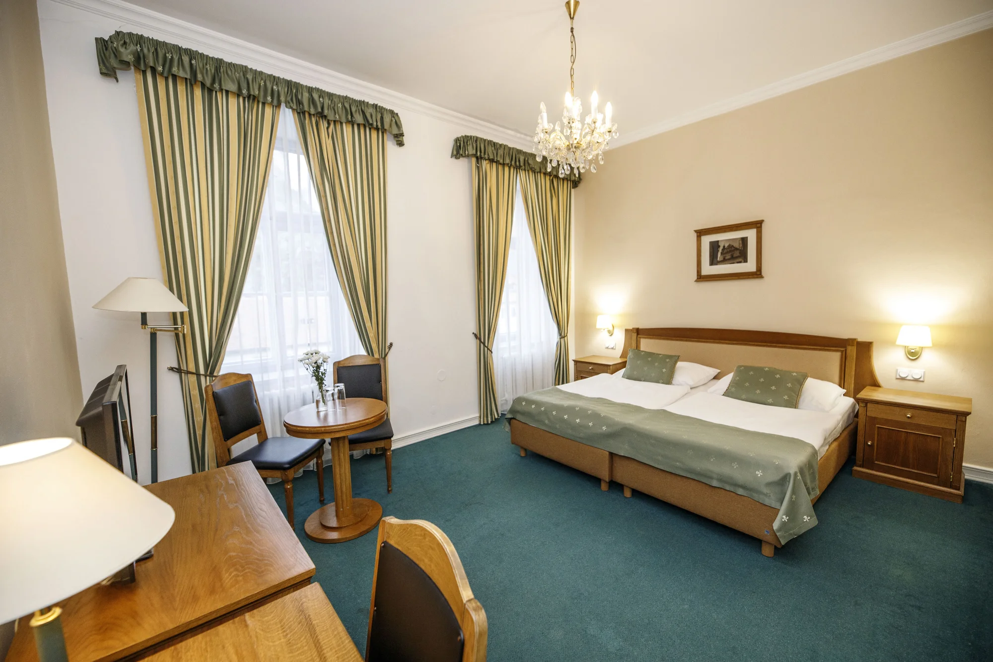 Pobyt v centru Českého Krumlova: elegantní pokoje a bufetové snídaně