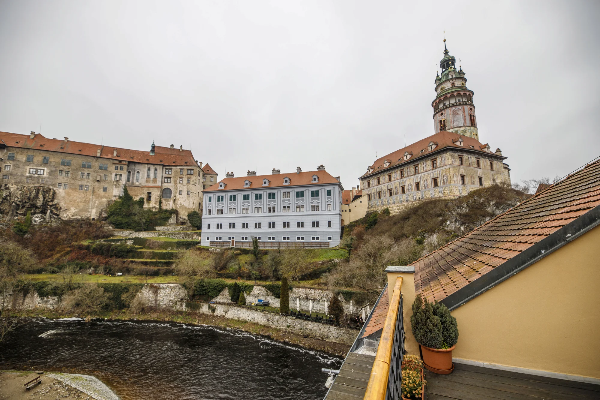 Pobyt v centru Českého Krumlova: elegantní pokoje a bufetové snídaně