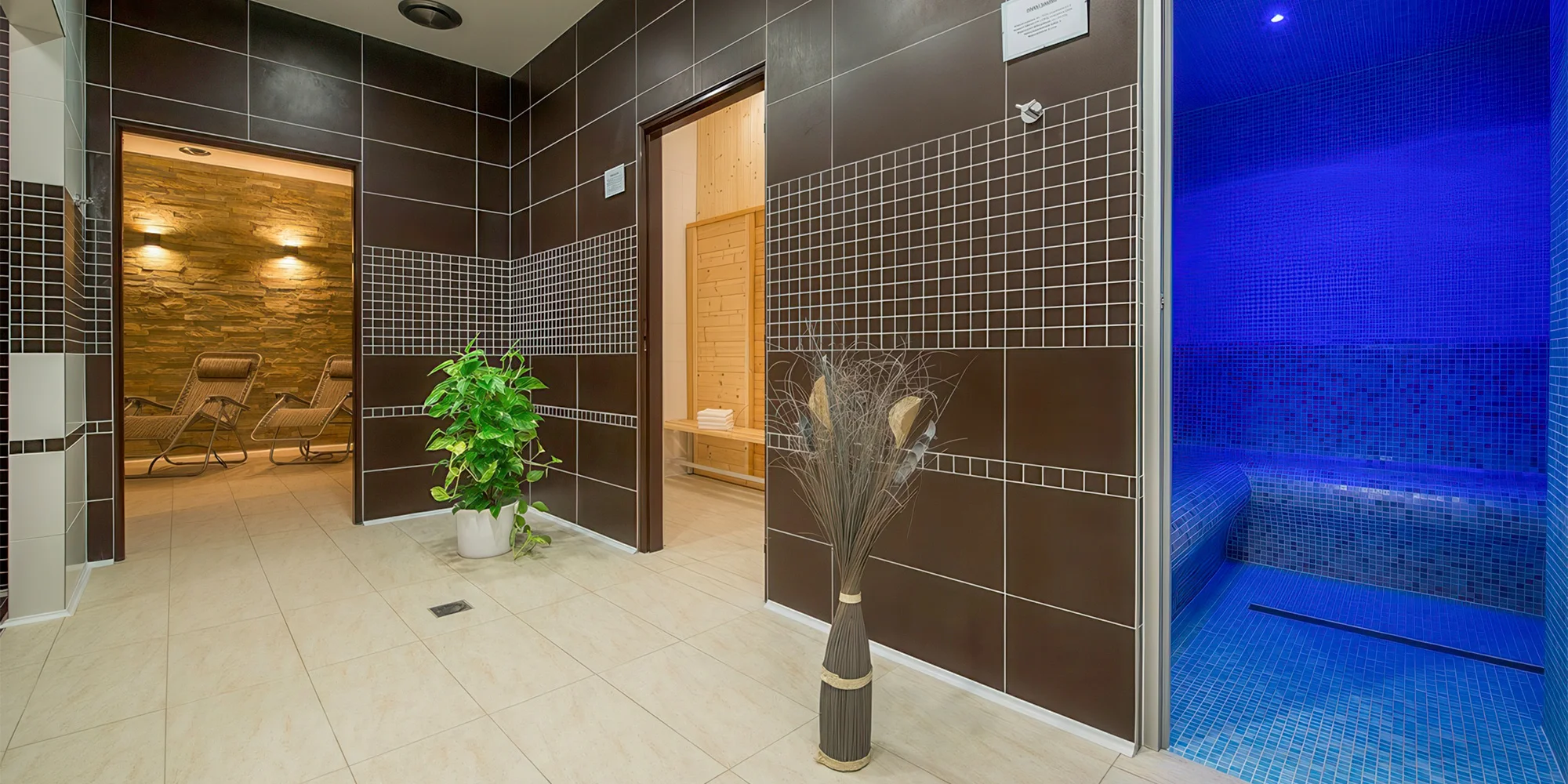 110 min. privátního wellness deluxe s proseccem a jídlem pro 2 osoby