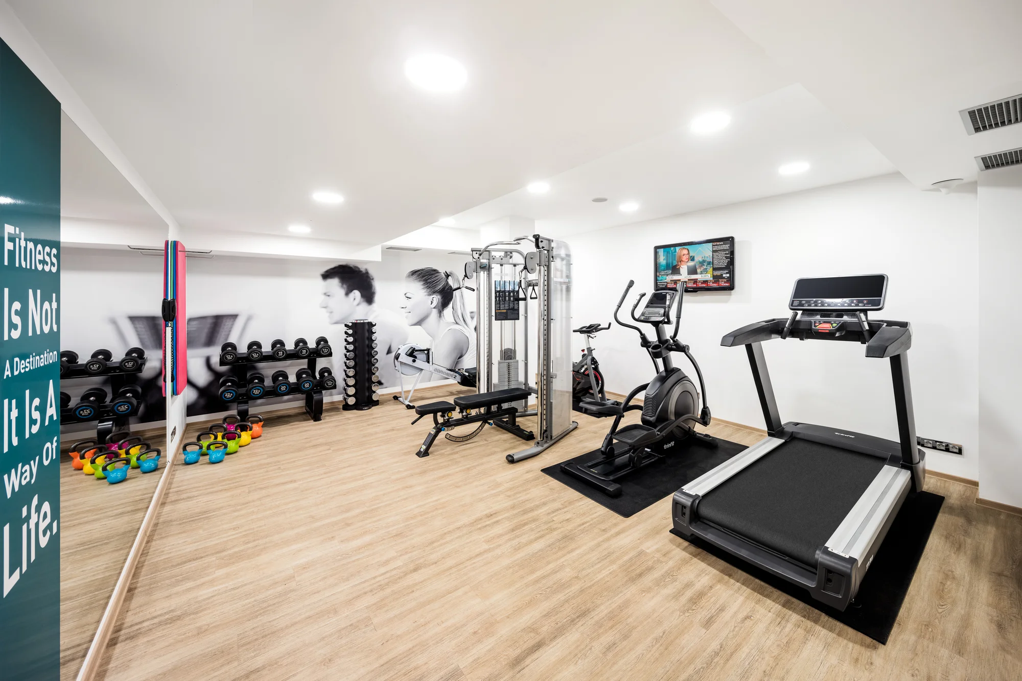 Pobyt v luxusním 4* hotelu v Praze pro pár i rodinu: snídaně, polopenze, sauna, fitness