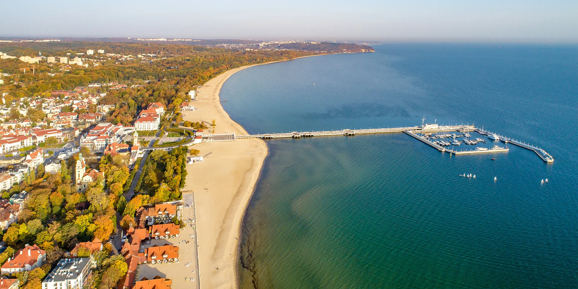Přímořské lázně v Polsku: dovolená u Baltu se snídaní