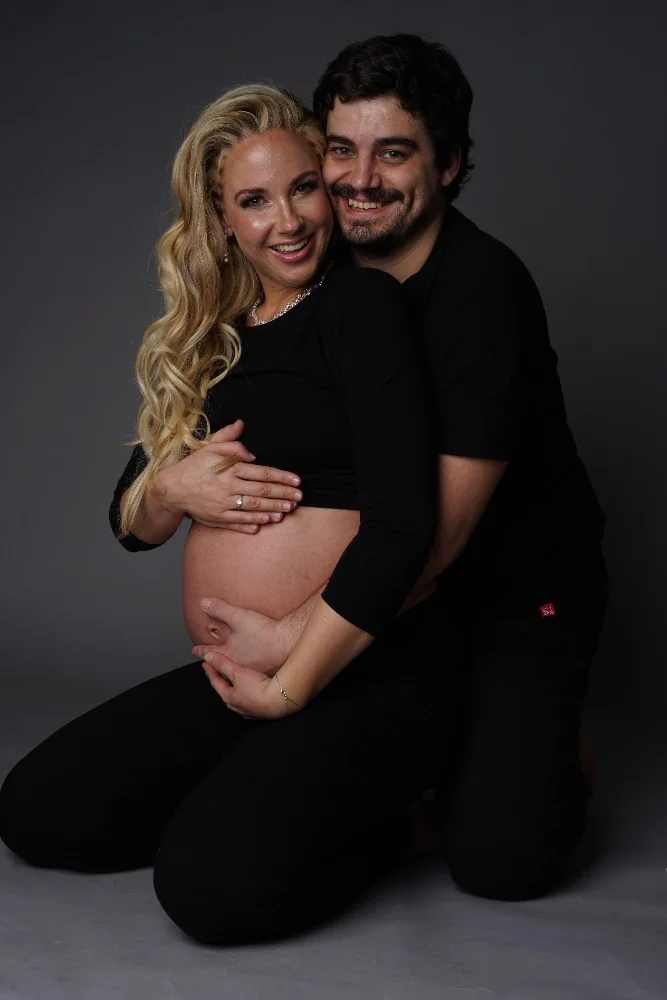 Profesionální focení v ateliéru s italským fotografem v délce 30, ci 60 minut i se službami vizážistky