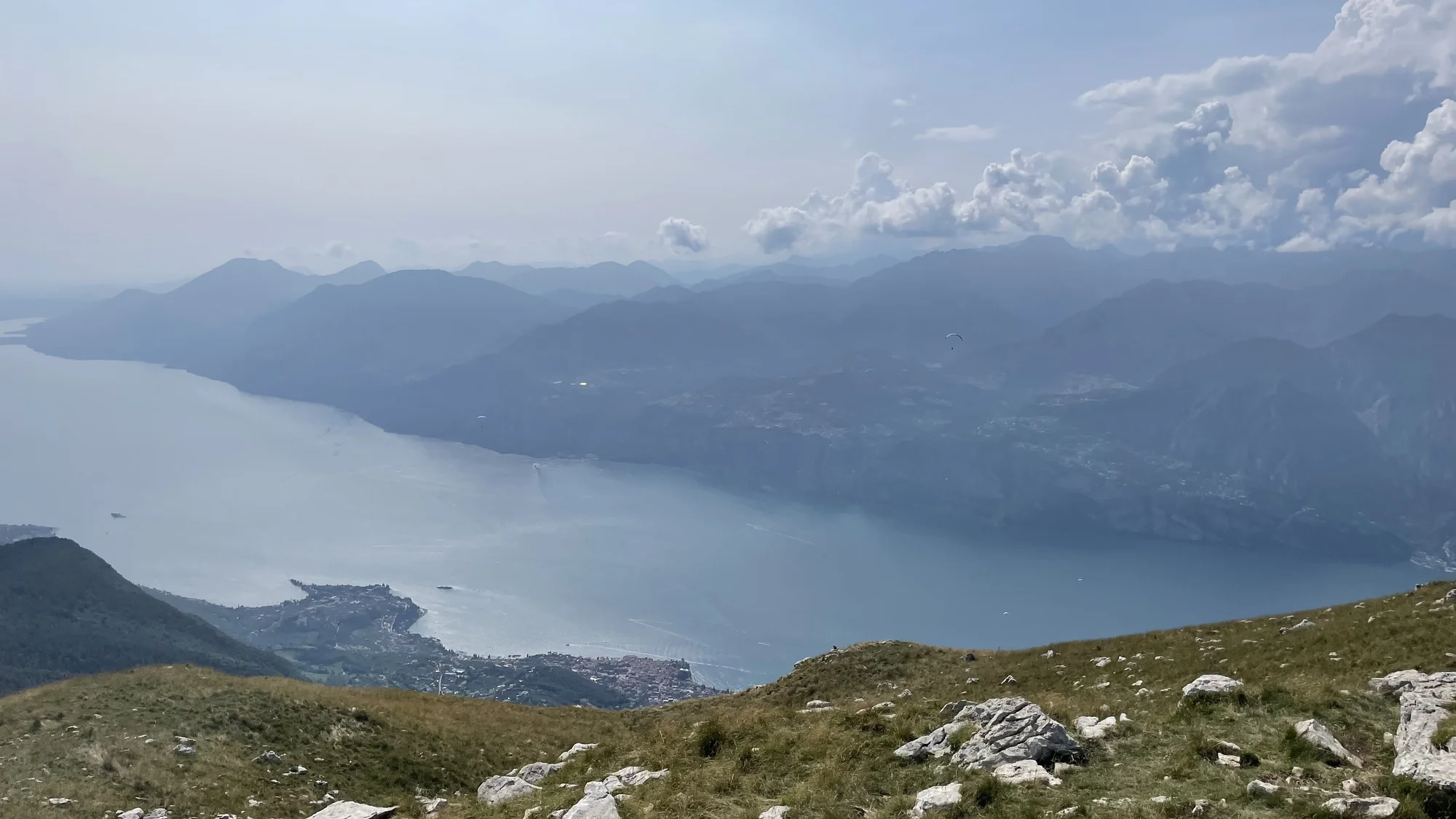 Třídenní výlet autobusem k italskému jezeru Lago di Garda vč. koupání a prohlídky památek