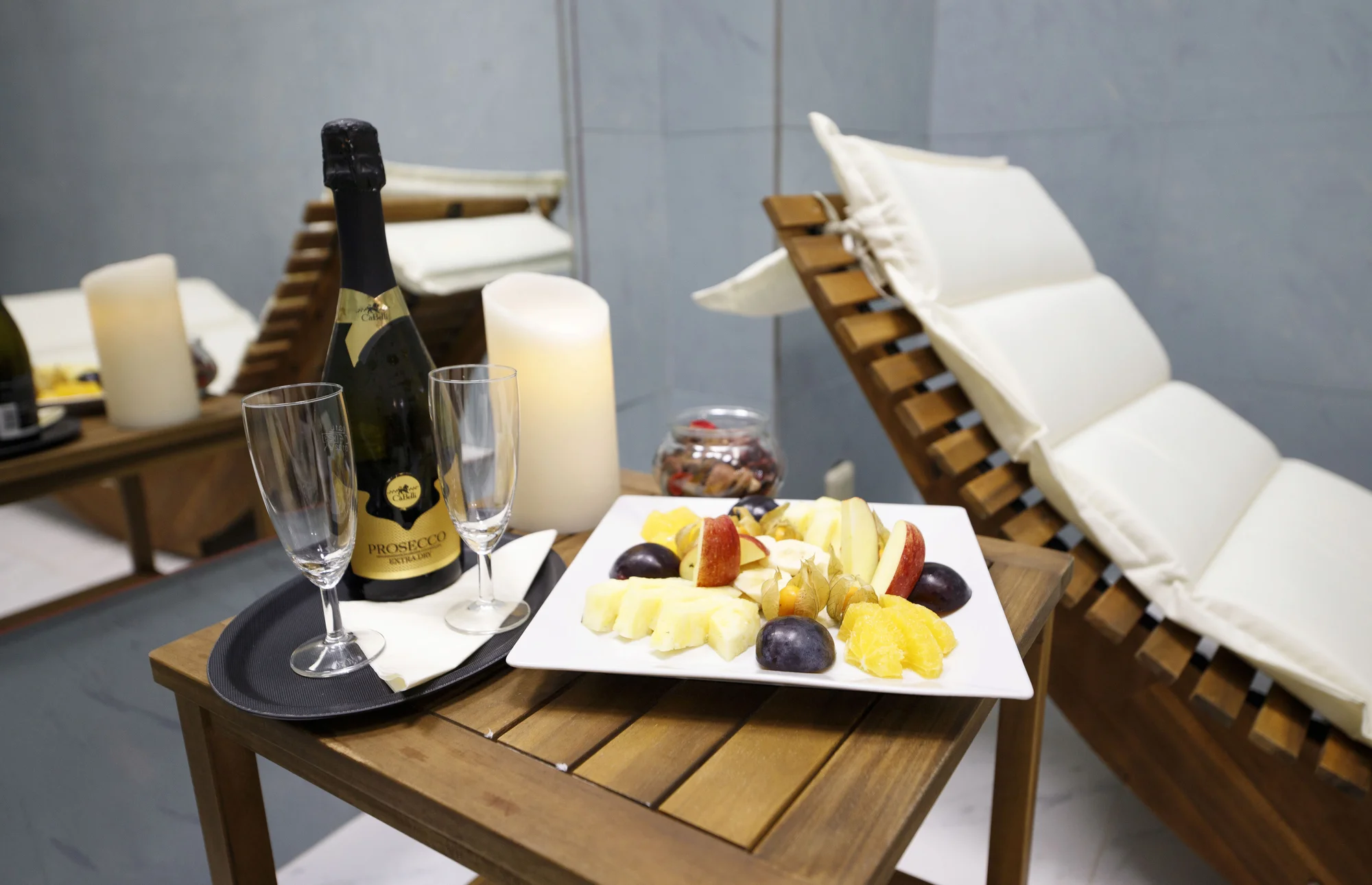 Pobyt v centru Karlových Varů s výhledem na kolonádu: historický hotel se snídaní a wellness