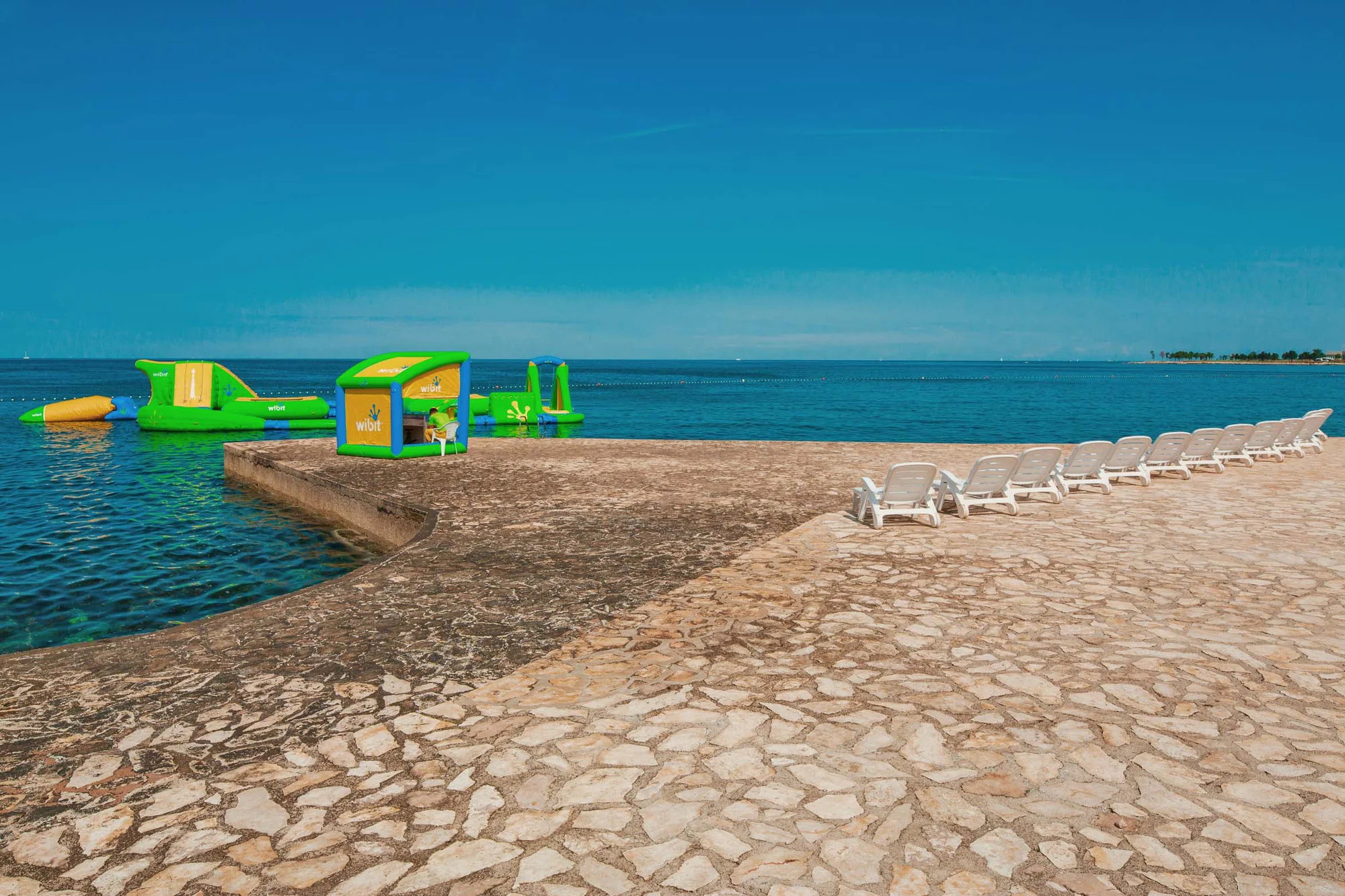 Dovolená v mobilním domku na Istrii: aquapark s několika bazény i miniklub