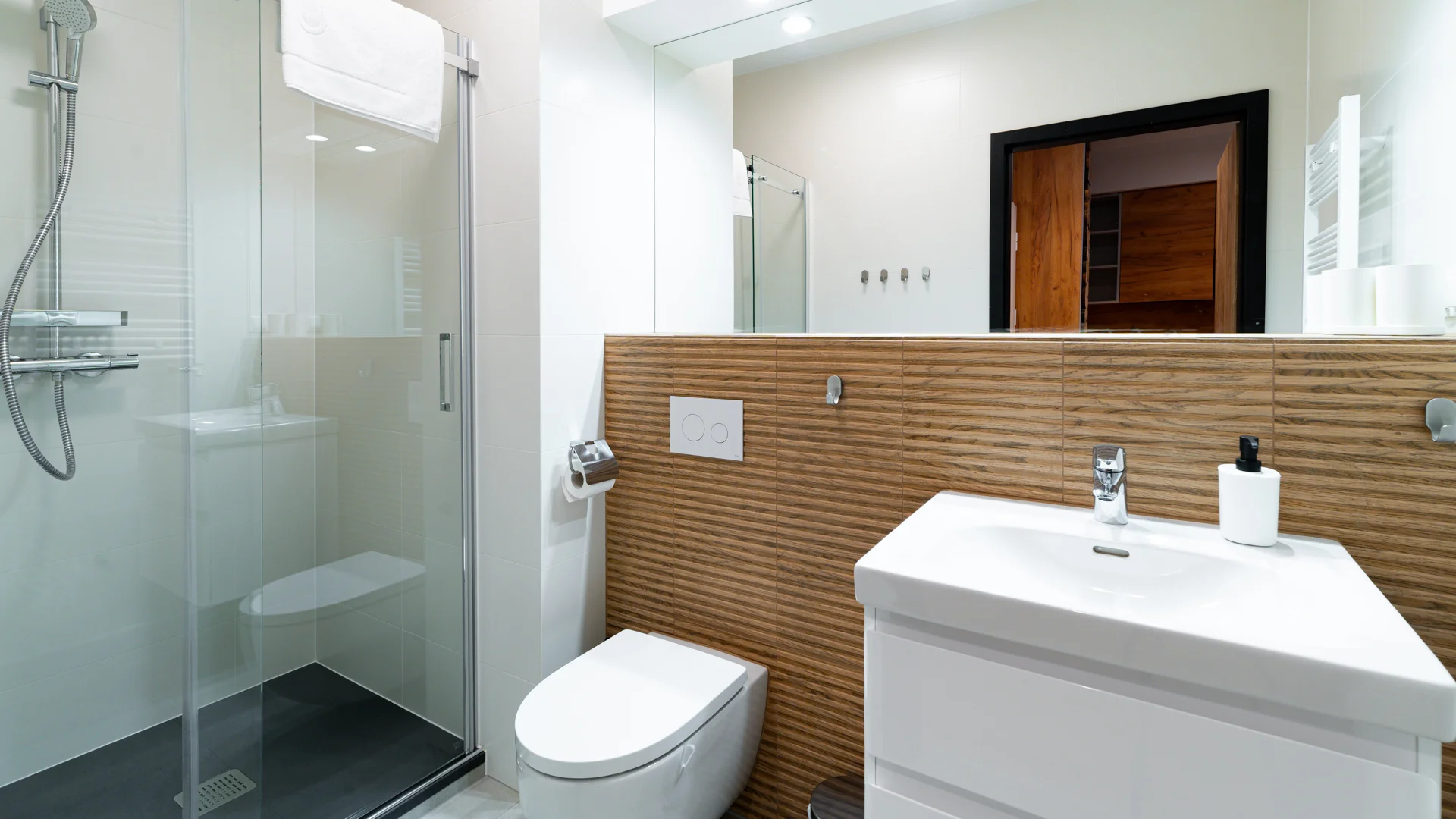 Relax i aktivní dovolená v polských Krkonoších: moderní apartmány, neomezená sauna
