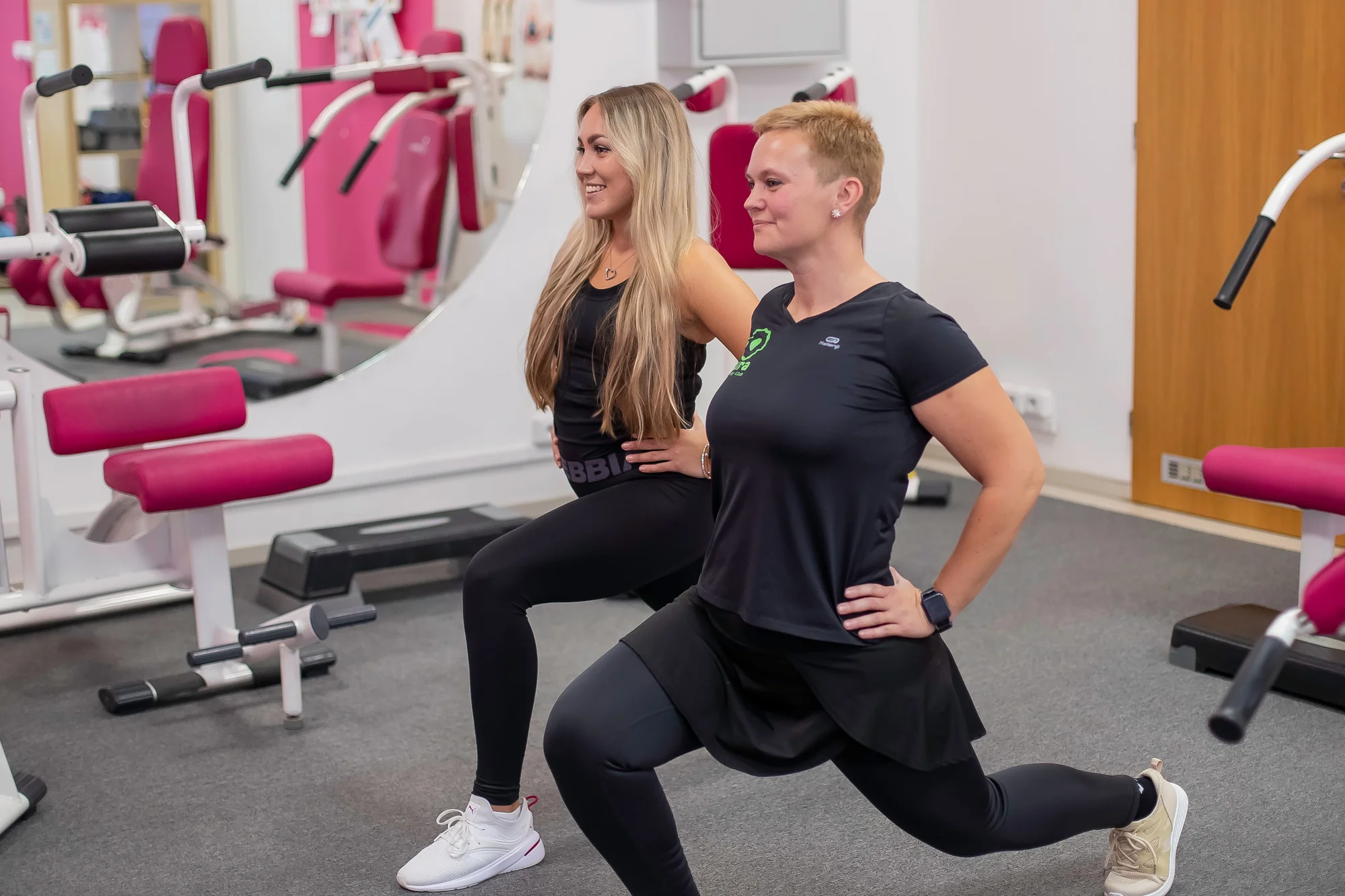 Fitness pro ženy: jednorázový neomezený vstup pro 1-2 dámy, pitný režim i analýza těla