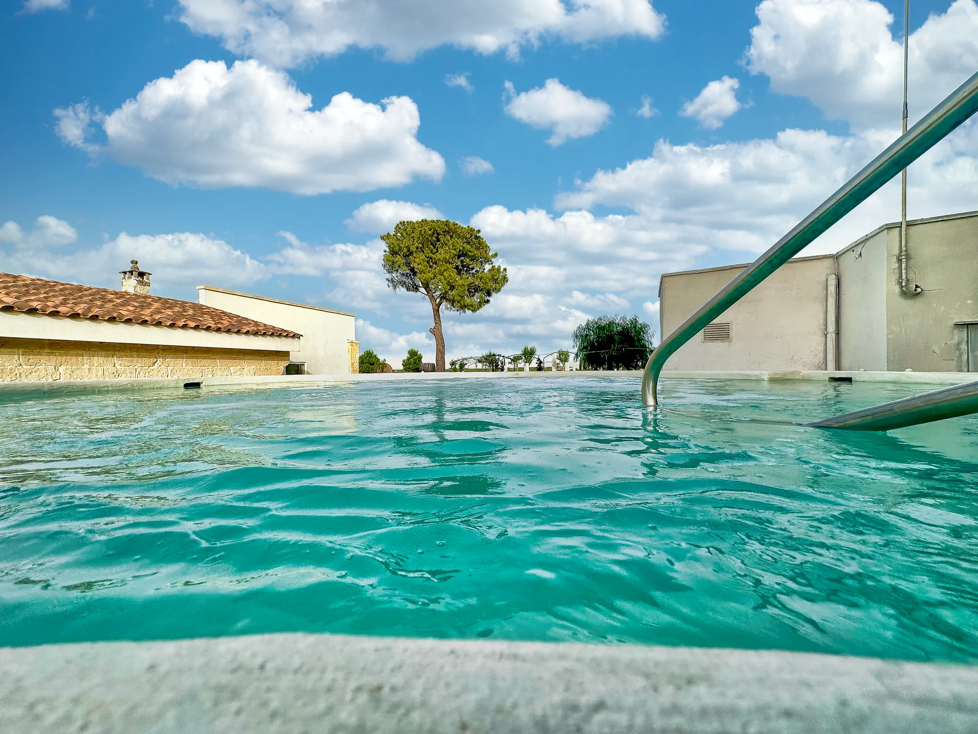 Kouzlo jižní Itálie: 5* rezidence uprostřed vinice, snídaně a možnost wellness