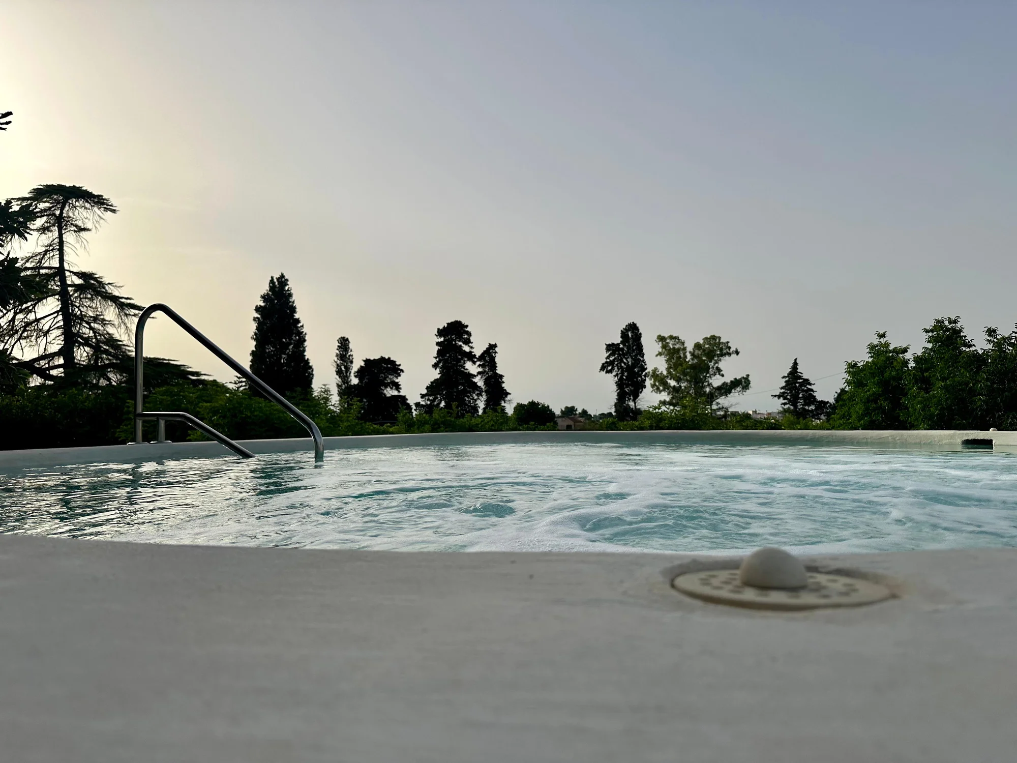 Kouzlo jižní Itálie: 5* rezidence uprostřed vinice, snídaně a možnost wellness