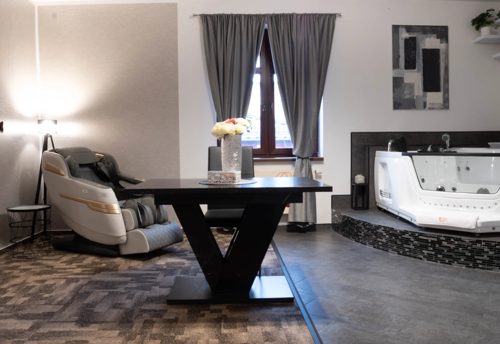 4* pobyt v Chomutově: balíčky se snídaní, privátním wellness i vířivkou na pokoji
