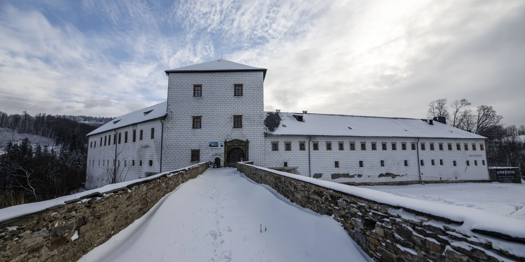Romantika na zámku Kolštejn v Jeseníkách: snídaně i komentovaná prohlídka zámku