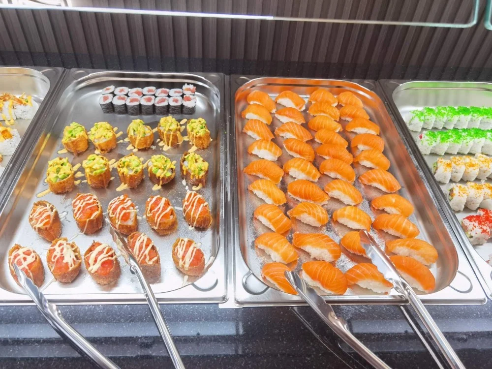 Obědové sněz, co můžeš v Říčanech: 1,5 hod. neomezené konzumace asijských specialit