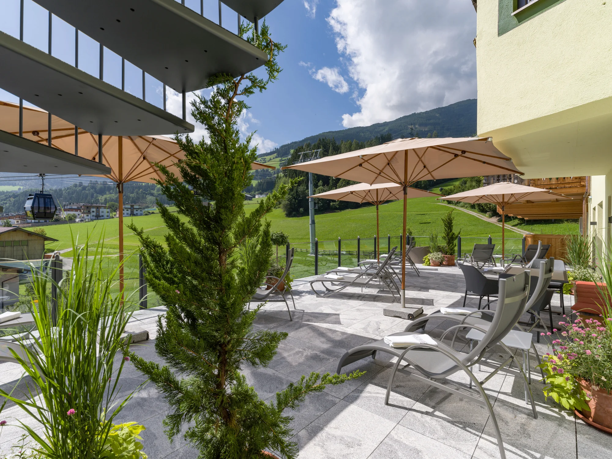 Dovolená v Zillertalu: hotel u lanovky, polopenze a neomezený wellness s výhledem