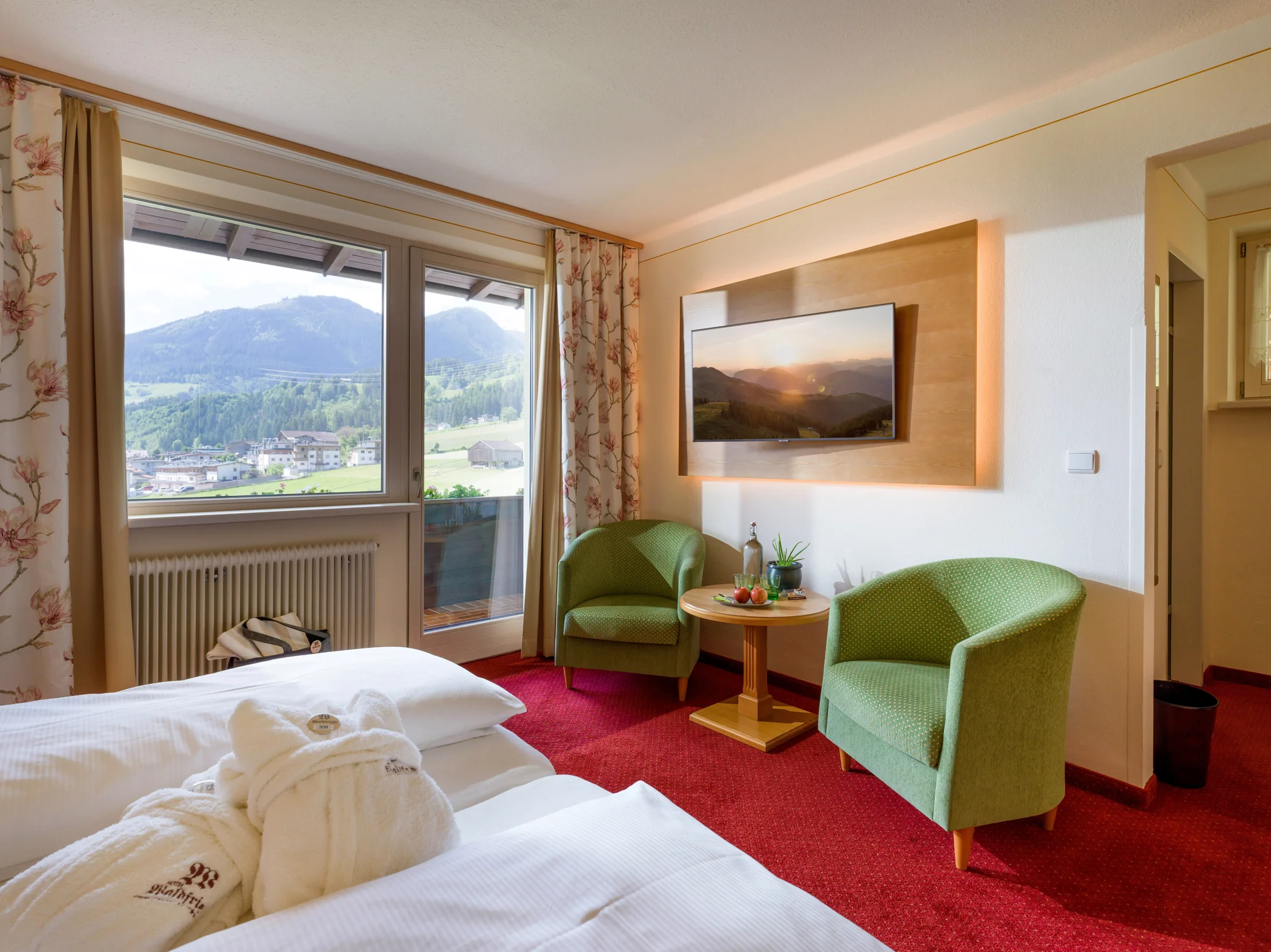Dovolená v Zillertalu: hotel u lanovky, polopenze a neomezený wellness s výhledem